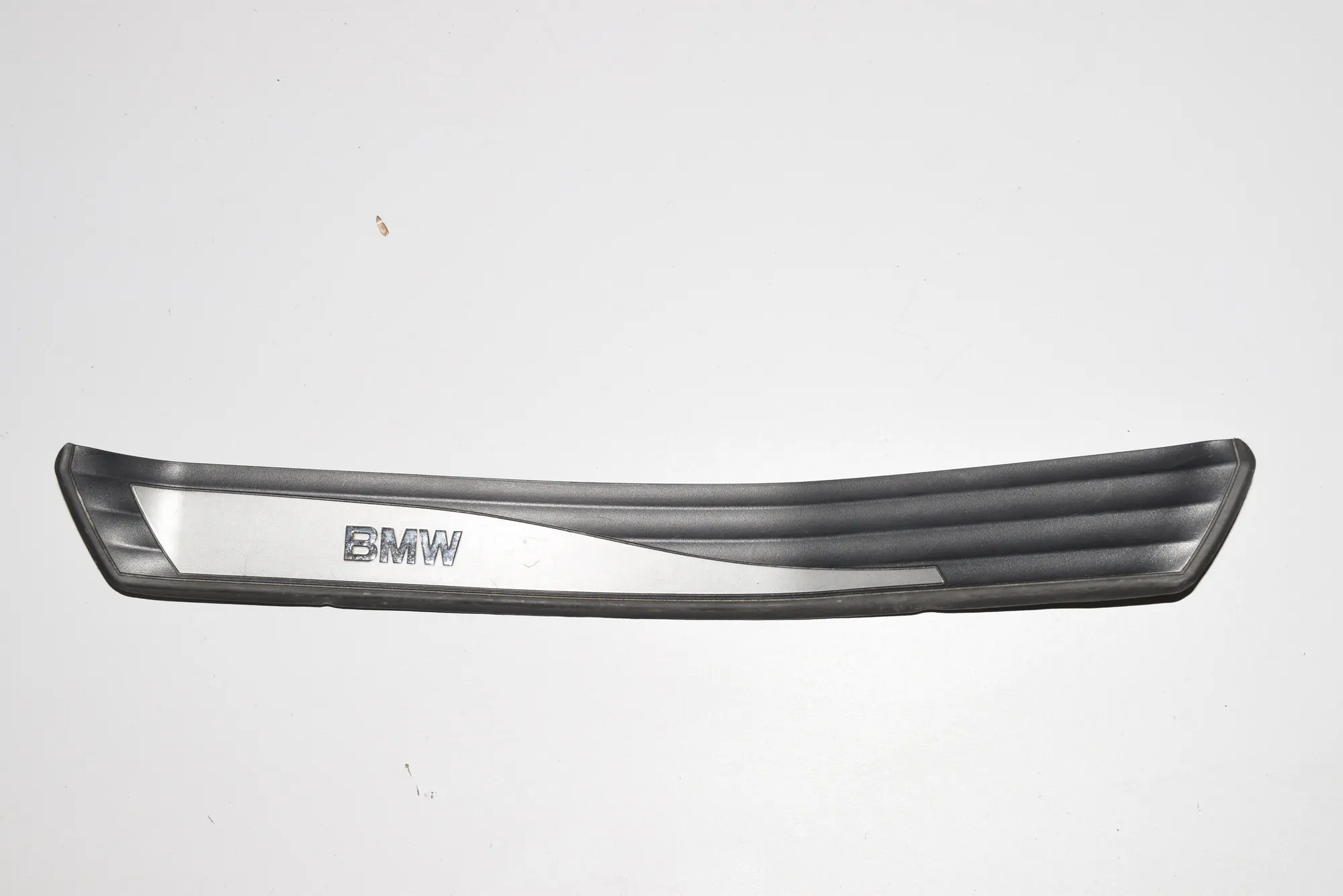 Door Sill Trim Kit – OEM 7034303 · BMW 5 (E60) 520 d 2007 – 6