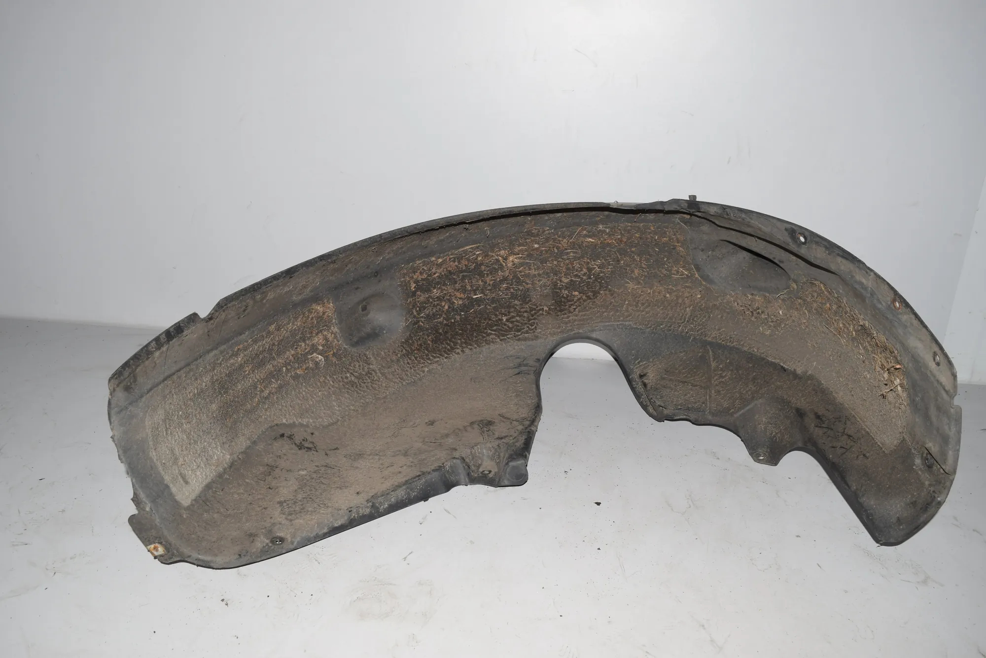 Rear Left Arch Liner – OEM 7180405 · BMW 5 (E60) 520 d 2007