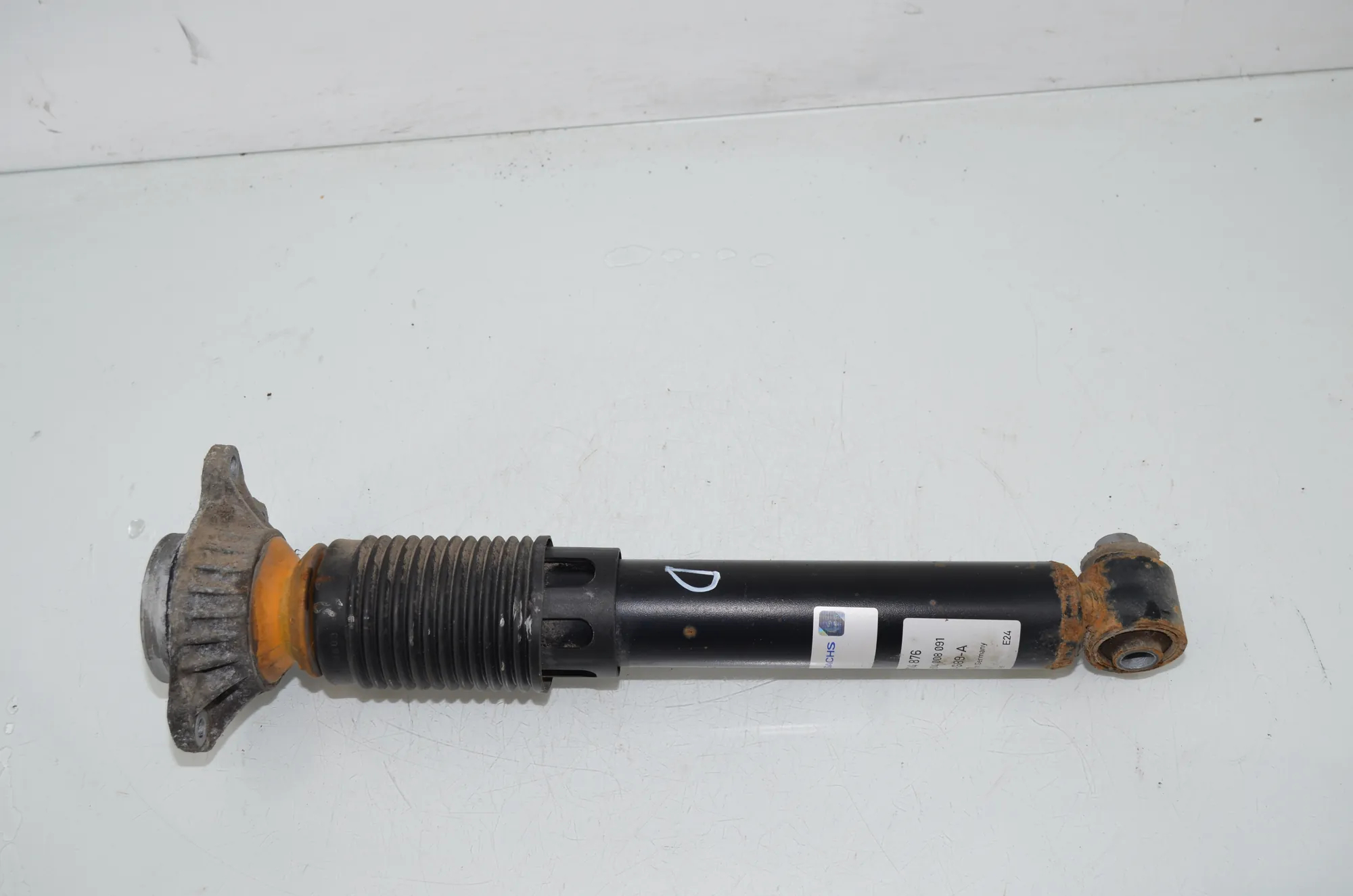 Rear Right Shock Absorber – OEM 6797772 · BMW 5 Touring (F11) 530 d xDrive 2011