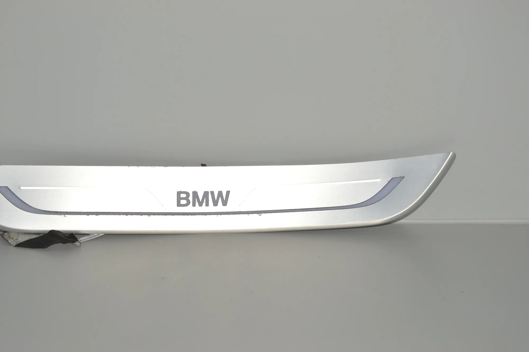 Door Sill Trim Kit – OEM 7369889 · BMW 7 (G11, G12) BMW 7 (G11, G12) 730 d, Ld xDrive 2016 – 4
