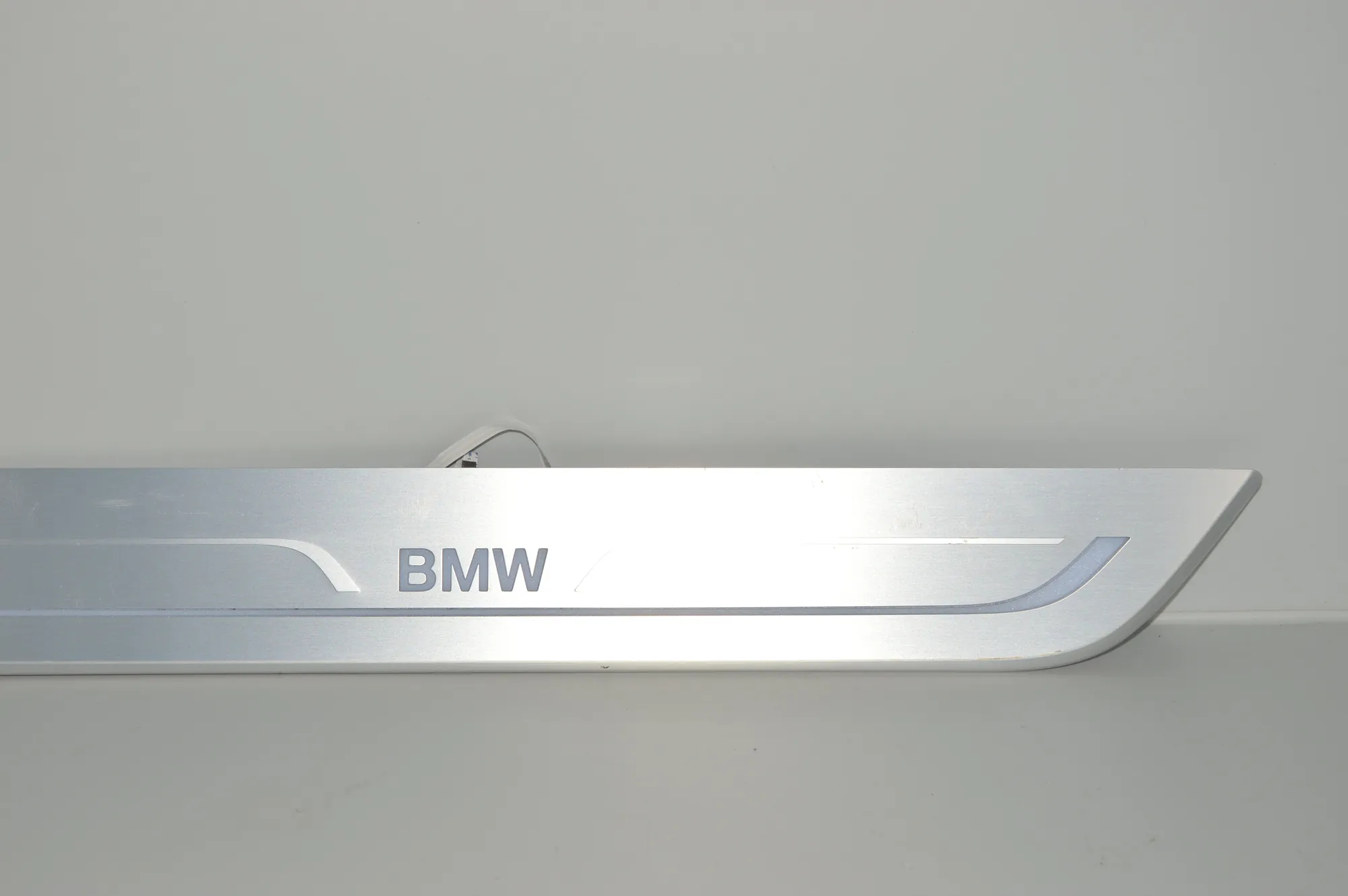 Door Sill Trim Kit – OEM NA · BMW 7 (G11, G12) BMW 7 (G11, G12) 740 i, Li 2016 – 2