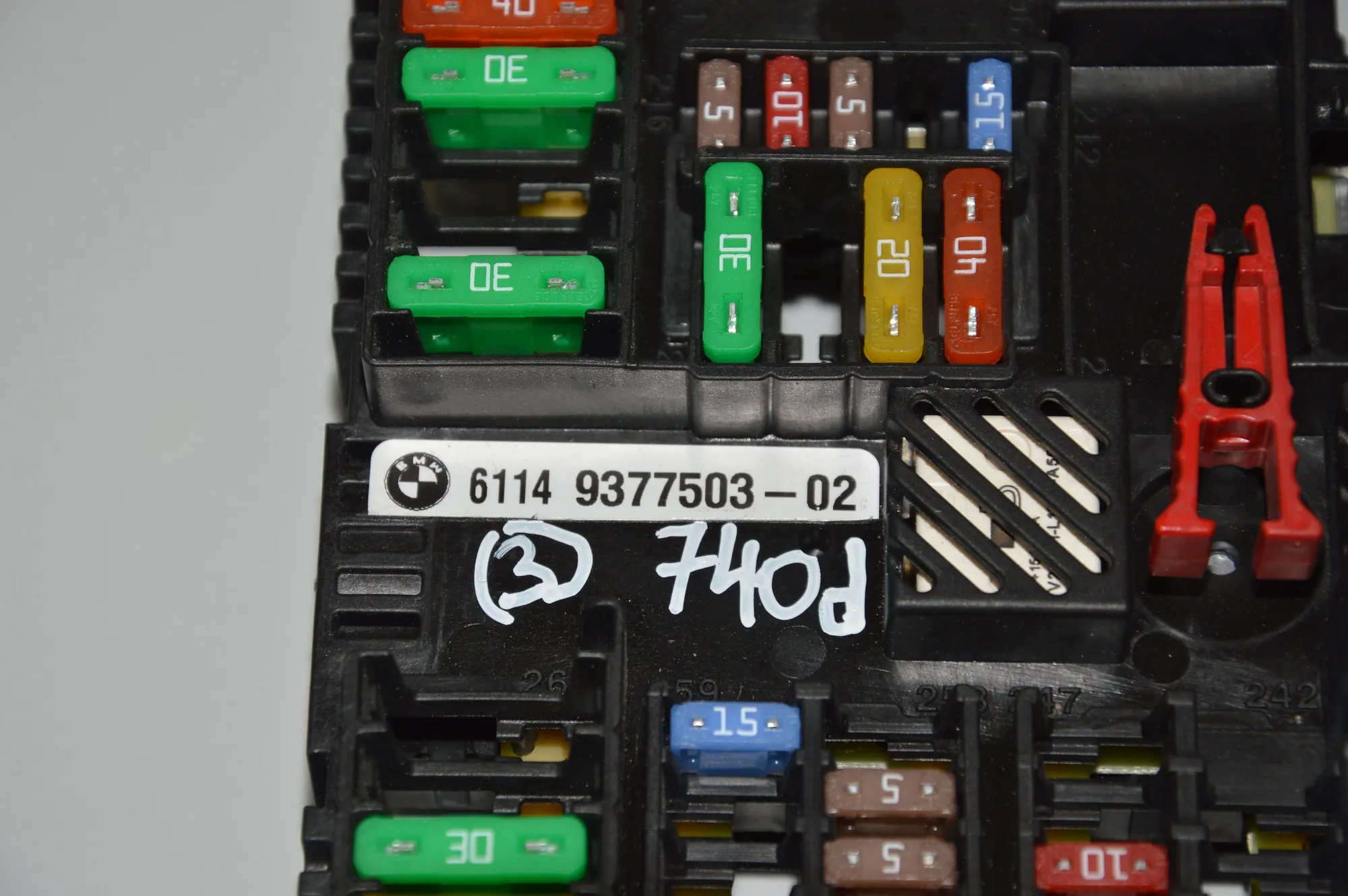 Fuse Box – OEM 9377503 · BMW 7 (G11, G12) BMW 7 (G11, G12) 740 d, Ld xDrive 2015 – 4