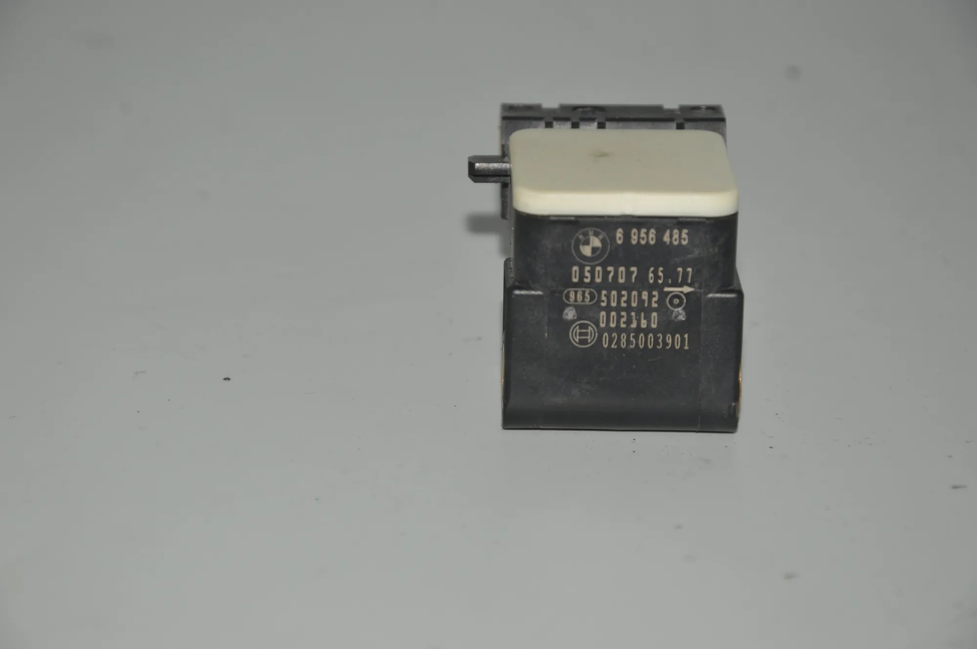 Front Left Impact Sensor – OEM 6956485 · BMW 3 Coupe (E92) 335 i 2007 – 3