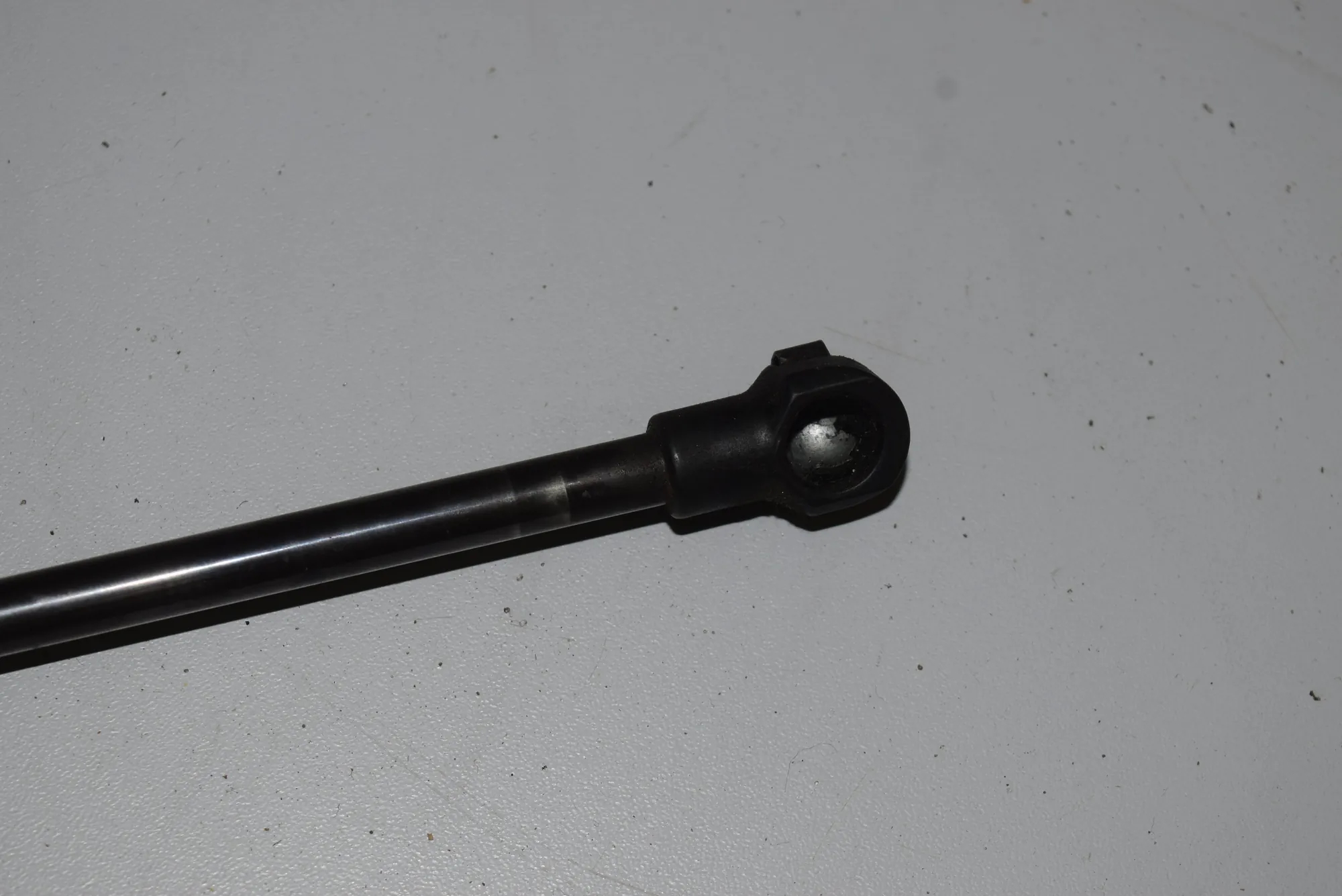 Front Left Bonnet Strut – OEM 7129190 · BMW 3 Coupe (E92) 335 i 2007 – 3