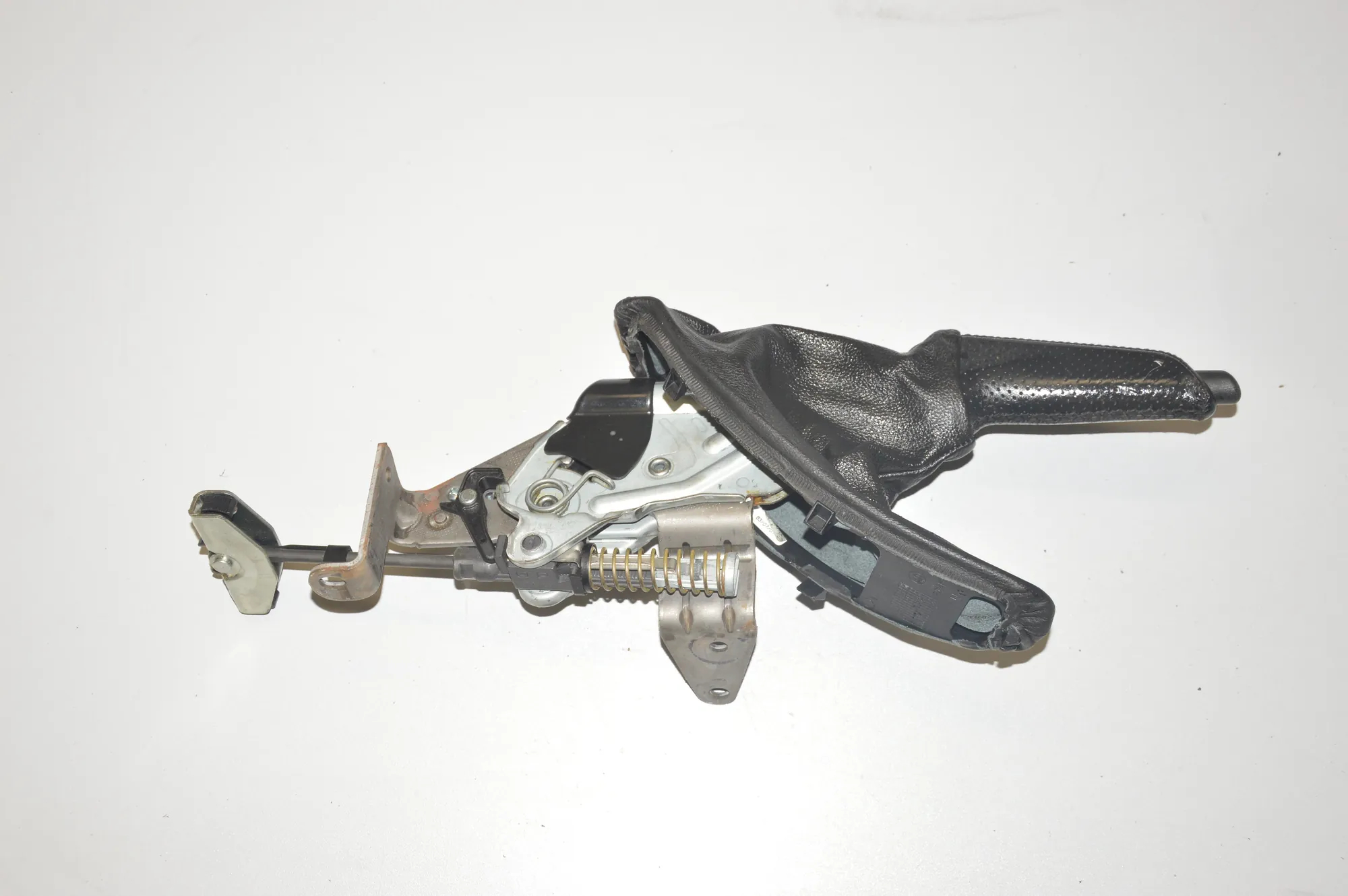 Handbrake Handle – OEM 6764924 · BMW 3 Coupe (E92) 335 i 2007 – 4