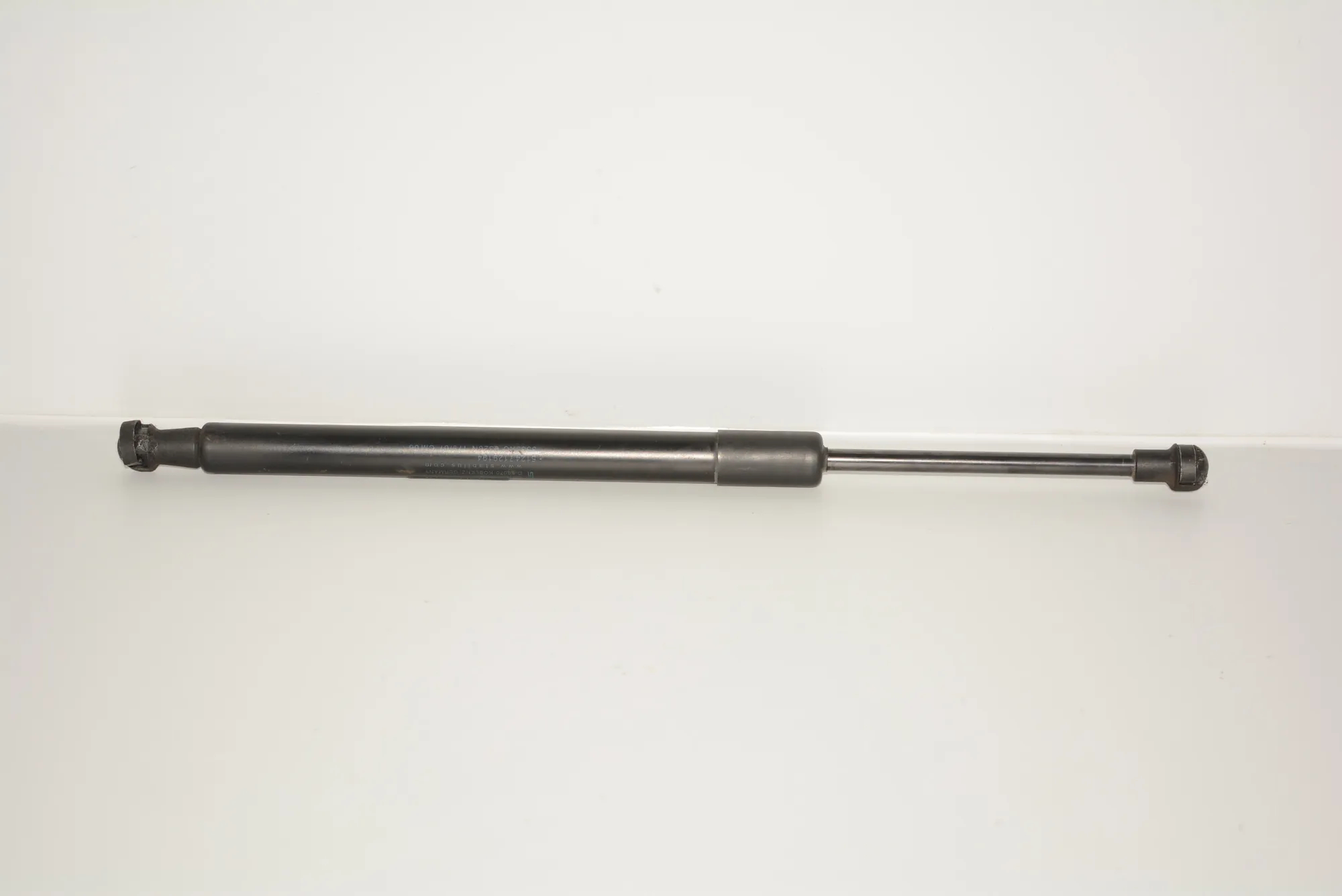 Right Side Tailgate Gas Strut – OEM 7129194 · BMW 3 Coupe (E92) 335 i 2007 – 2