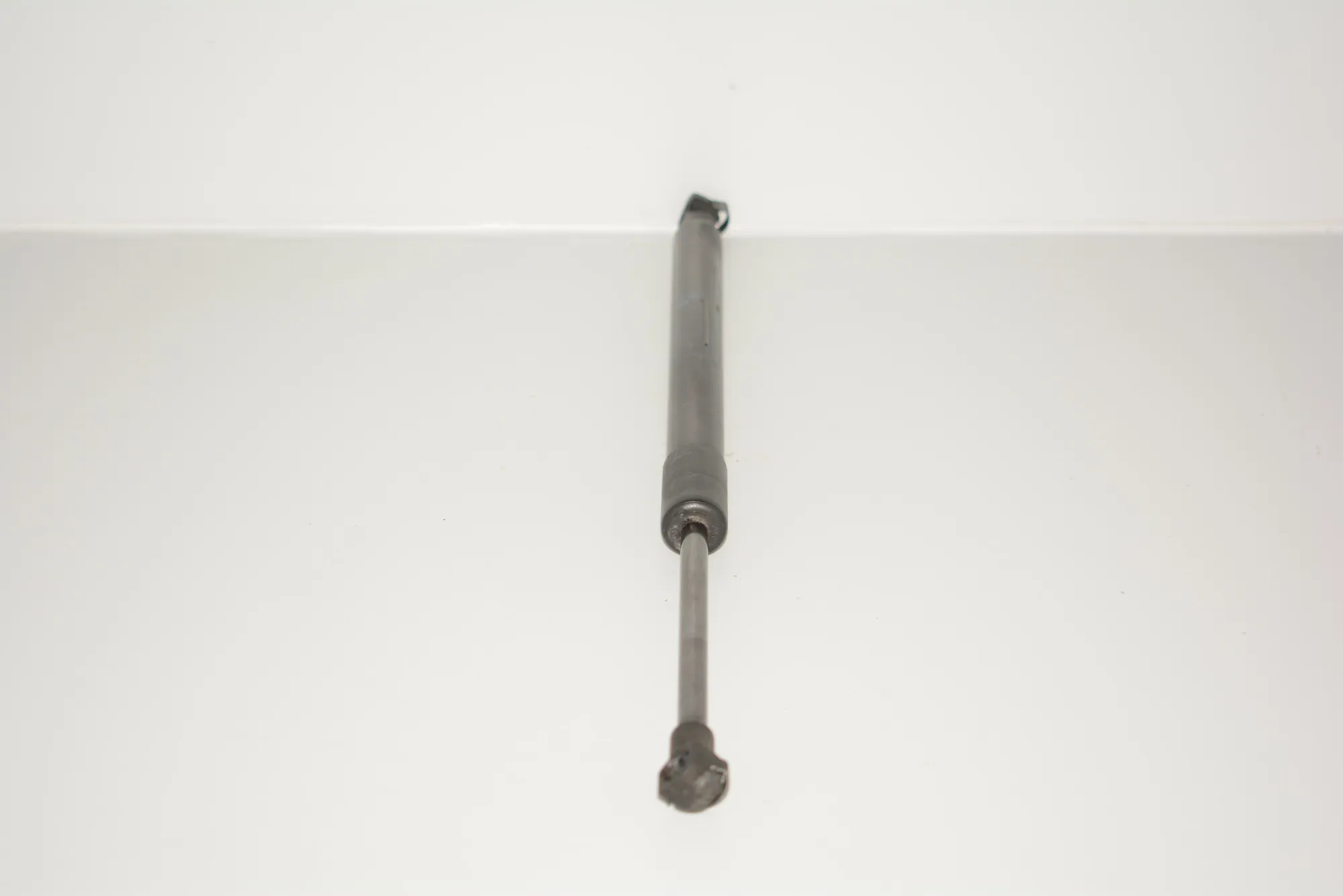 Right Side Tailgate Gas Strut – OEM 7129194 · BMW 3 Coupe (E92) 335 i 2007