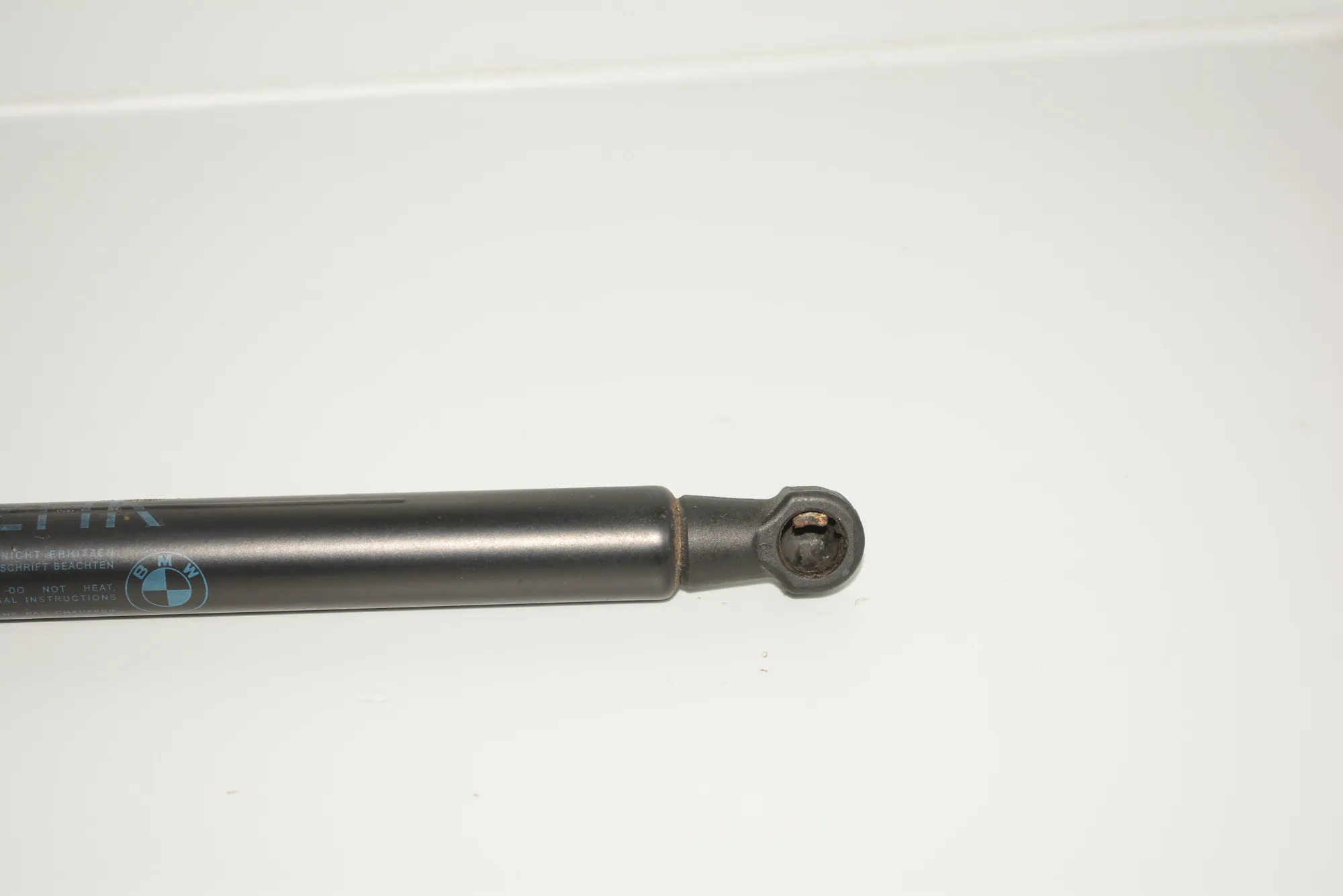 Left Side Tailgate Gas Strut – OEM 7129194 · BMW 3 Coupe (E92) 335 i 2007 – 3