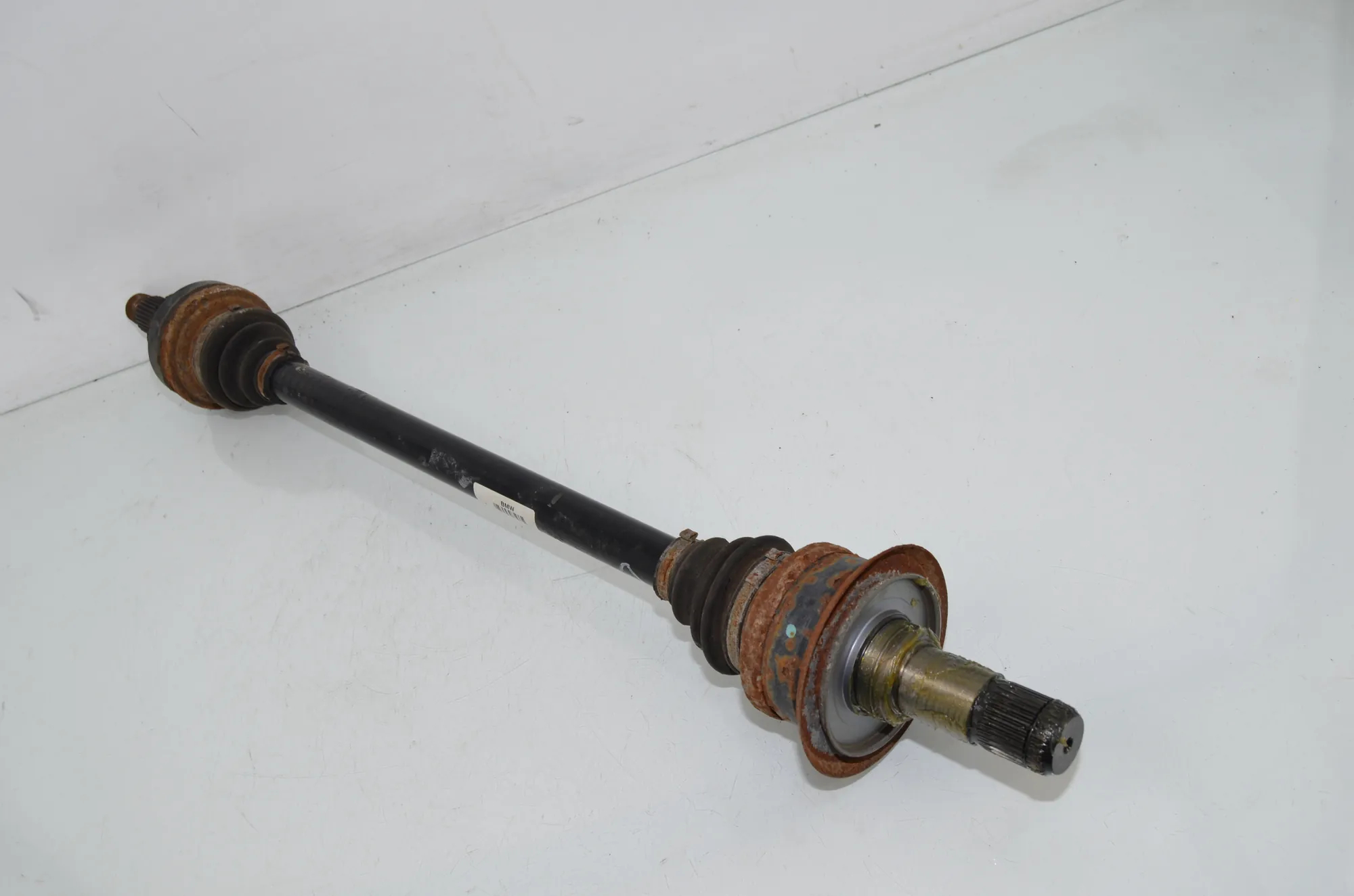 Rear Right Driveshaft – OEM 7581018 · BMW 5 Touring (F11) 530 d xDrive 2011 – 2