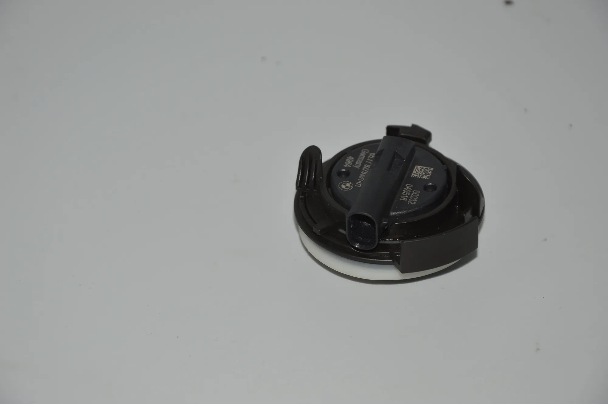 Front Left Impact Sensor – OEM 9279391 · BMW 7 (G11, G12) BMW 7 (G11, G12) 730 d, Ld xDrive 2016 – 3
