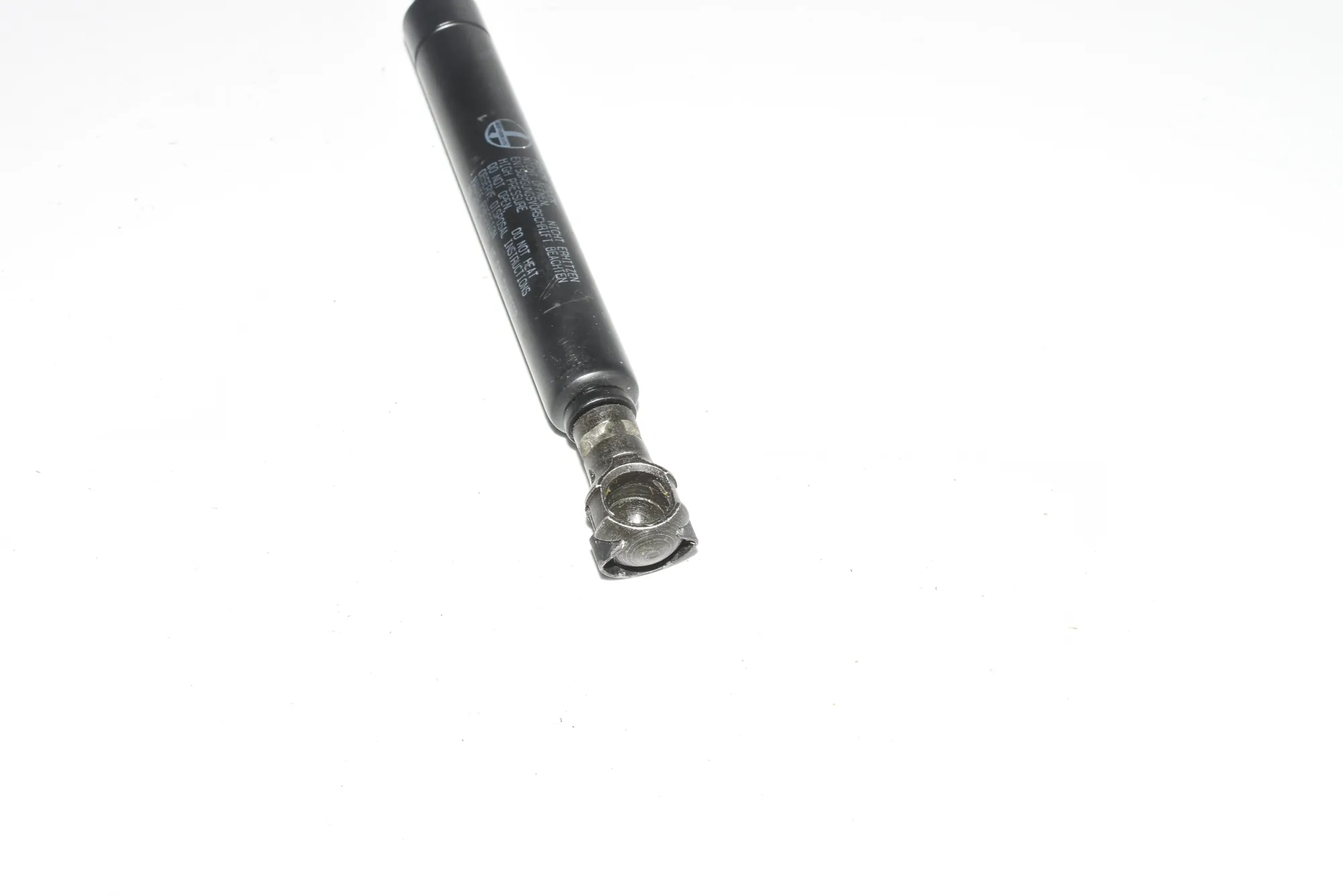 Front Left Bonnet Strut – OEM 1165407 · BMW 7 (E38) 728 i, iL 2000 – 3