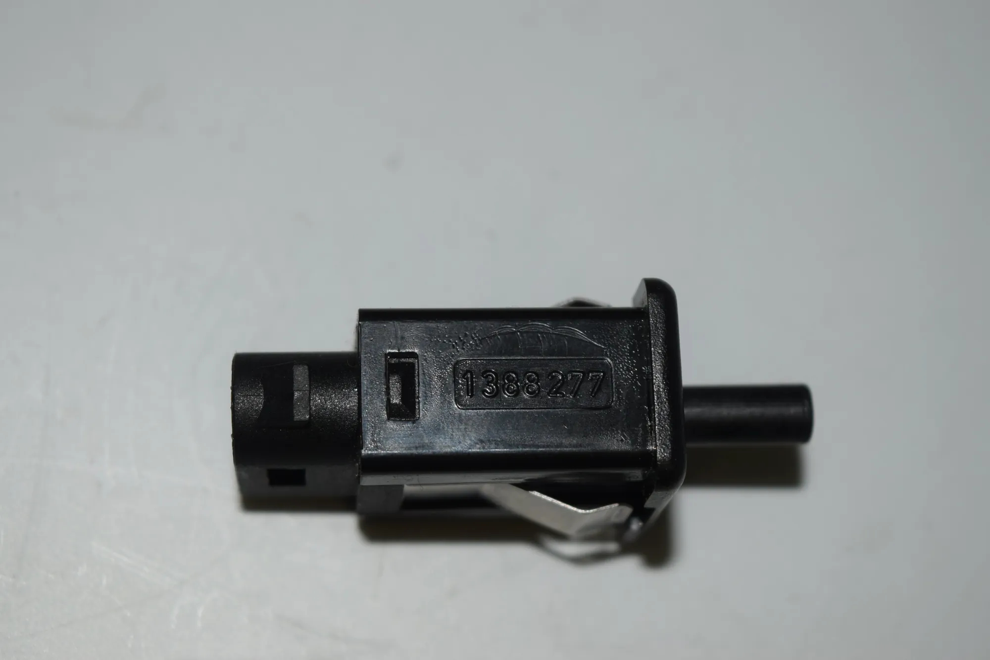 Other Control Units – OEM 1388277 · BMW 7 (E38) 728 i, iL 2000 – 5