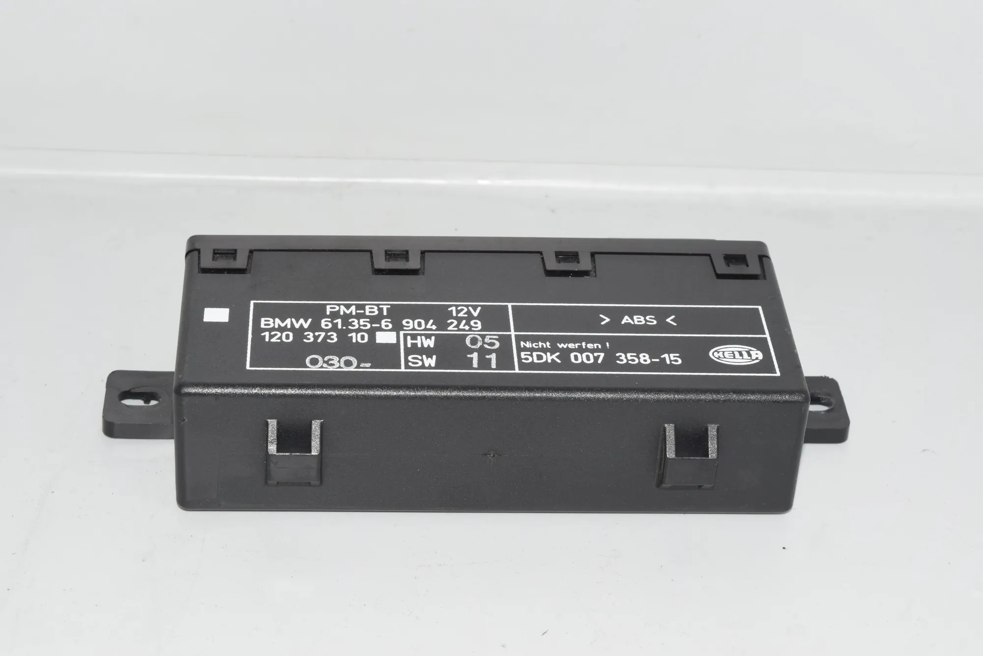 Front Left Door Control Unit – OEM 6904249 · BMW 7 (E38) 728 i, iL 2000 – 2
