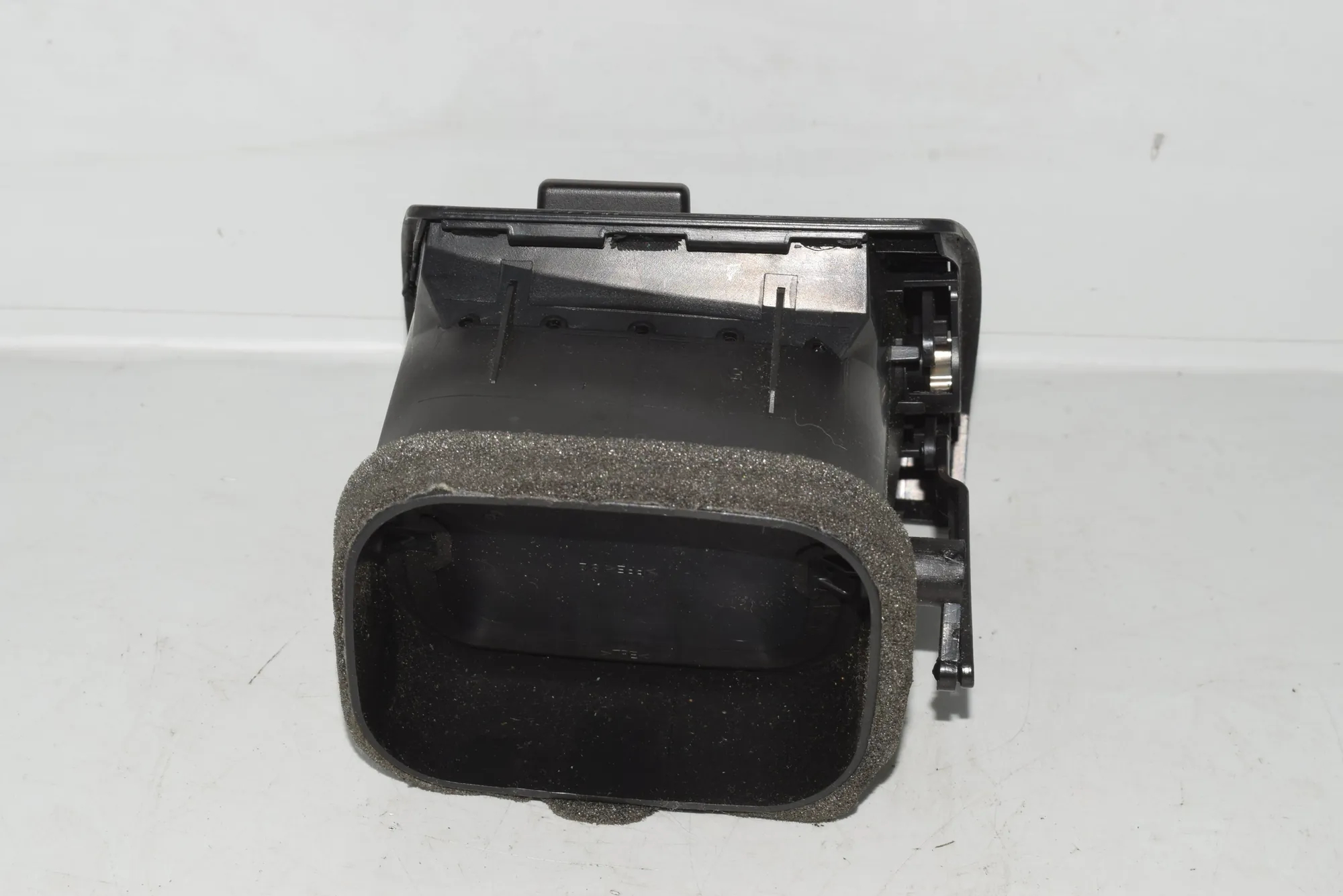 Dashboard Air Vents – OEM 8402216 · BMW X5 (E53) 4.6 is 2003 – 3
