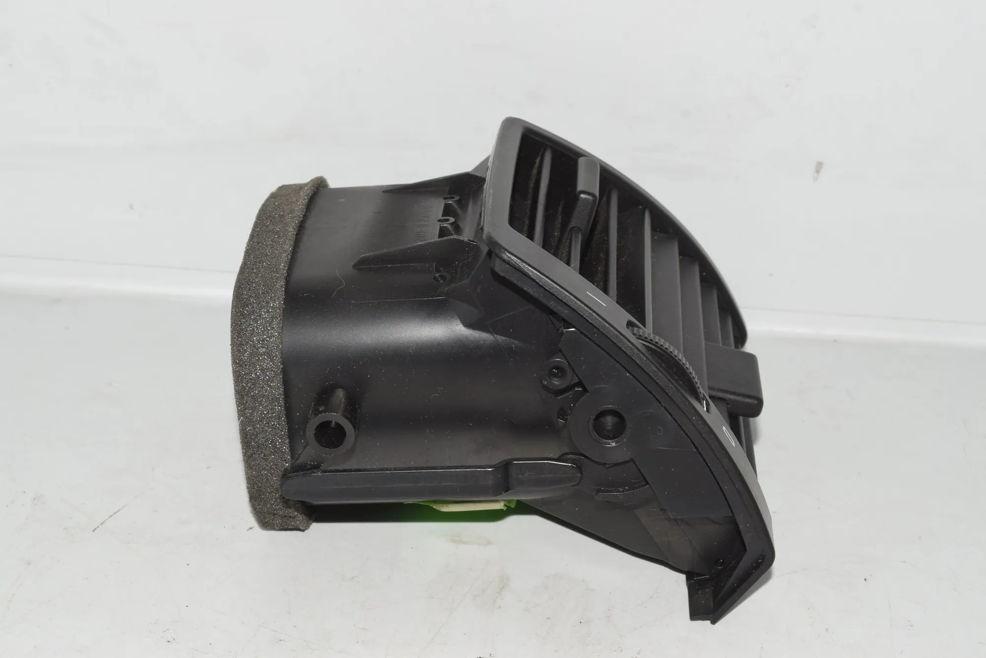Dashboard Air Vents – OEM 8402216 · BMW X5 (E53) 4.6 is 2003 – 4