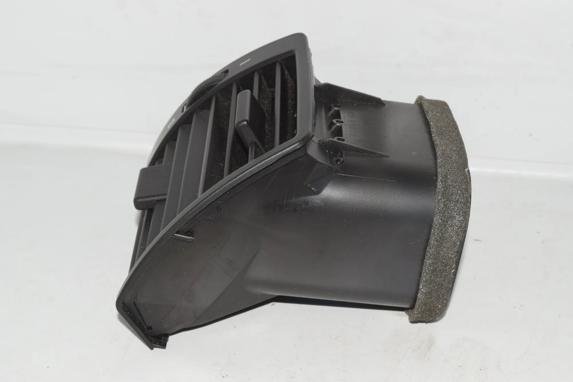 Dashboard Air Vents – OEM 8402216 · BMW X5 (E53) 4.6 is 2003 – 2