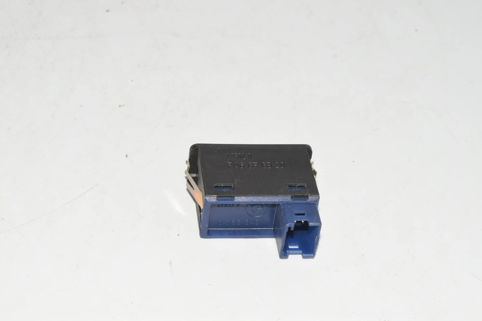 Other Control Units – OEM 8368345 · BMW X5 (E53) 4.6 is 2003 – 4