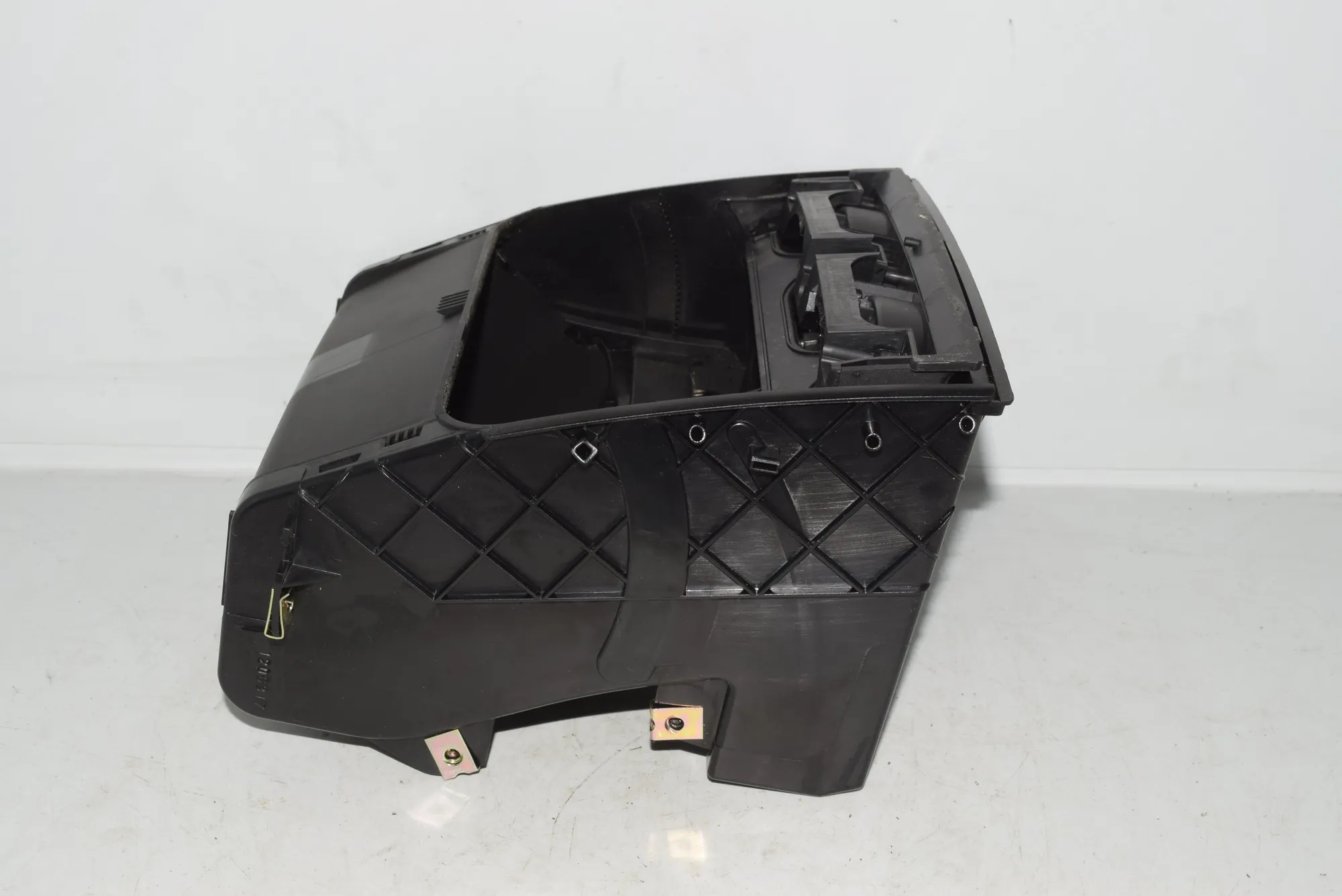 Cup Holder – OEM 7077955 · BMW X5 (E53) 4.6 is 2003 – 5