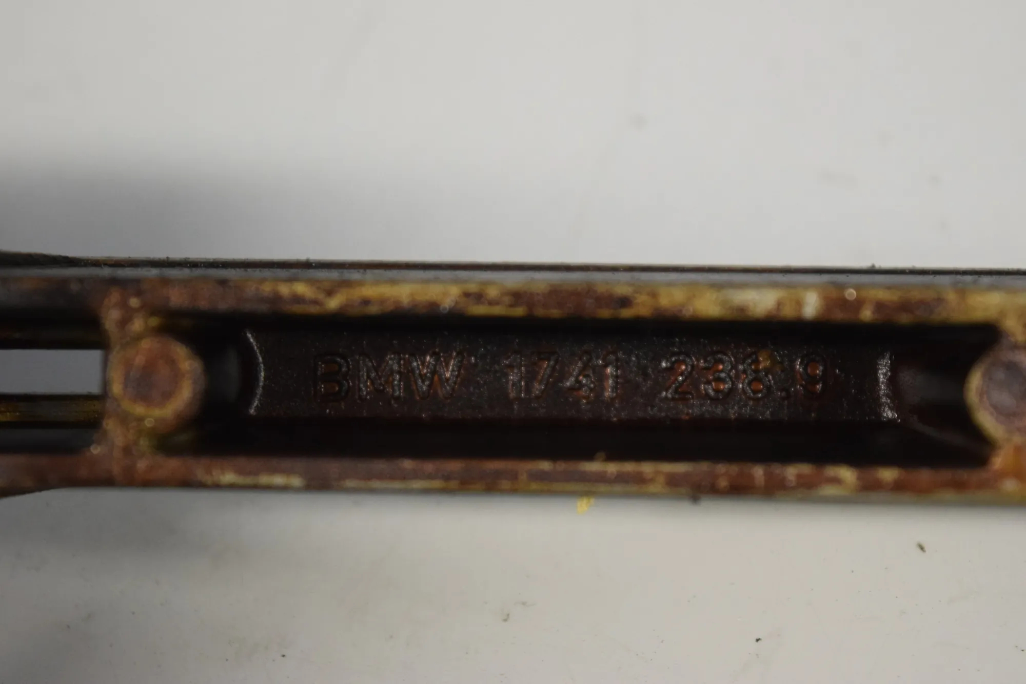 Other Engine Compartment Parts – OEM 1741238 · BMW X5 (E53) 4.6 is 2003 – 5