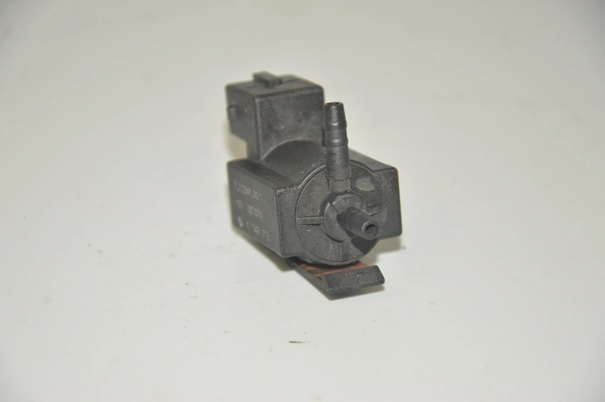 Solenoid Valve – OEM 1742712 · BMW 5 (E39) 530 d 2002 – 2