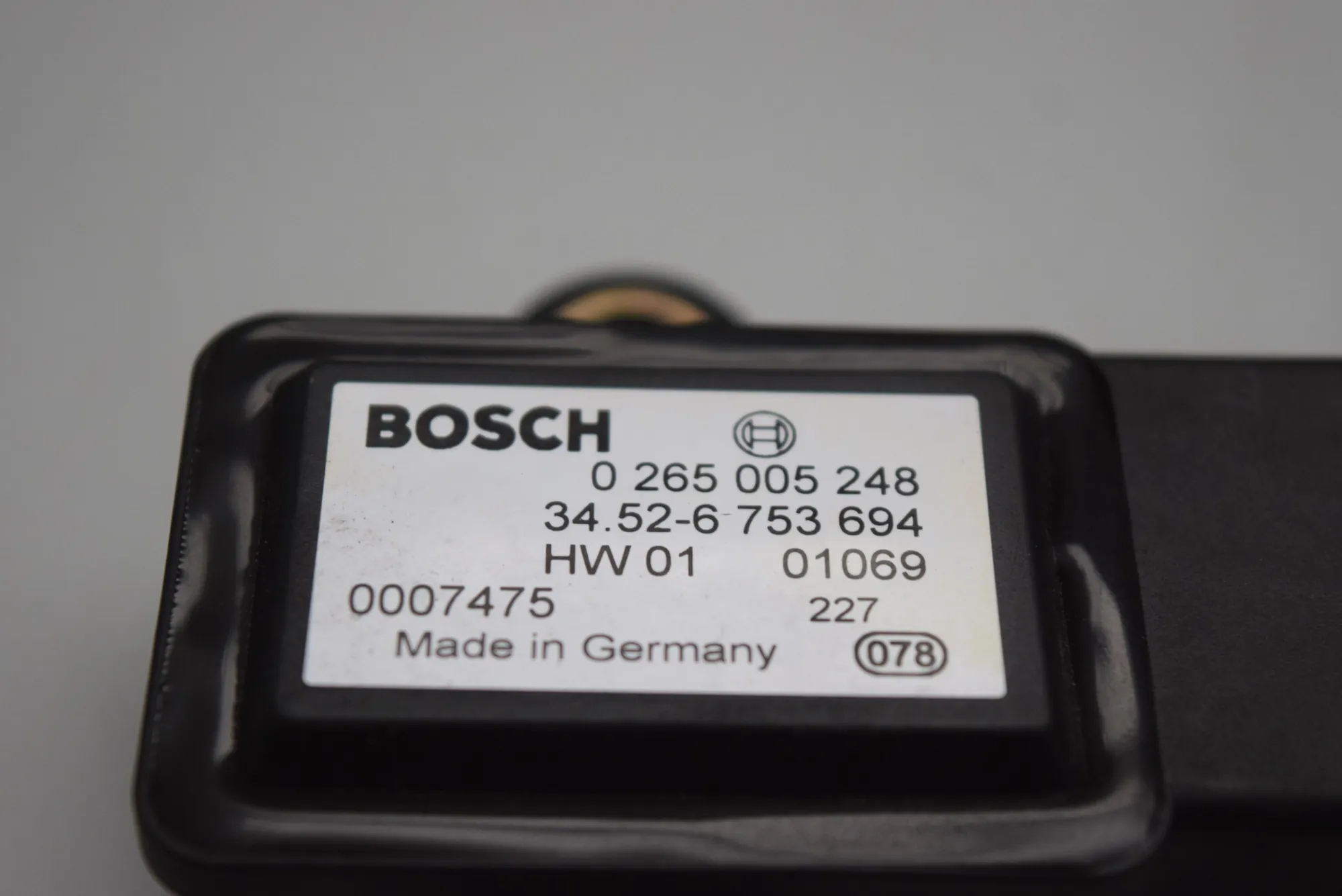 Acceleration Sensor – OEM 6753694 · BMW 5 Touring (E39) 530 d 2001 – 4