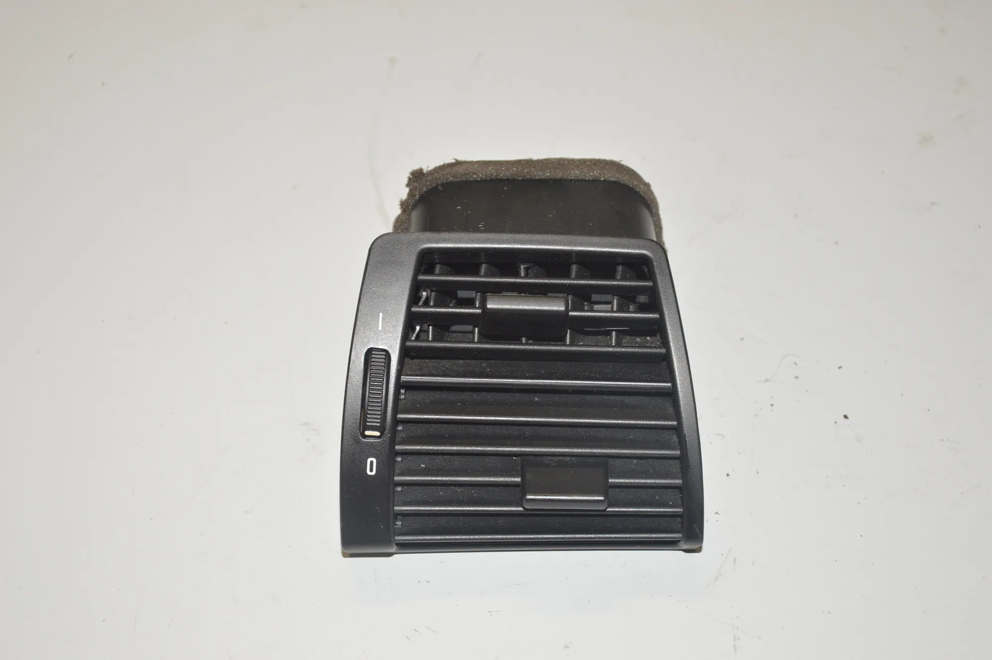Dashboard Air Vents – OEM 8402216 · BMW X5 (E53) 3.0 i 2001