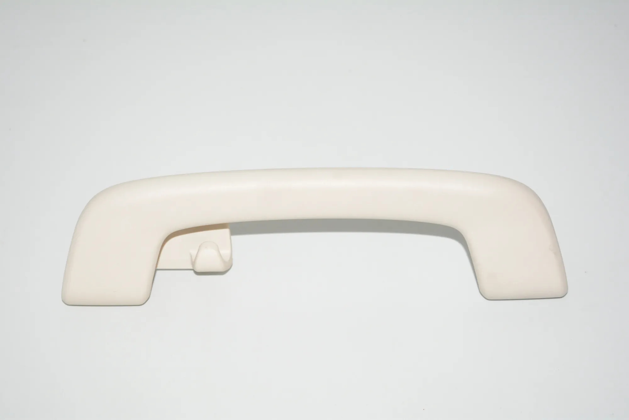 Rear Right Roof Handle – OEM 6553116 · BMW 7 (G11, G12) BMW 7 (G11, G12) 730 d, Ld xDrive 2016 – 3