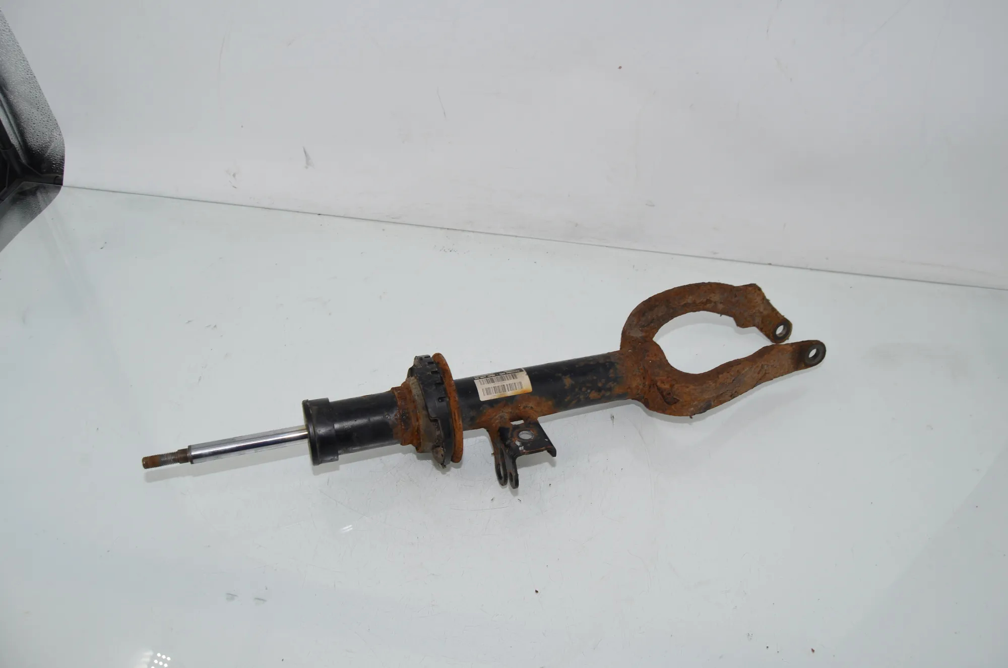 Front Right Shock Absorber – OEM 6783976 · BMW 5 Touring (F11) 530 d xDrive 2011 – 2