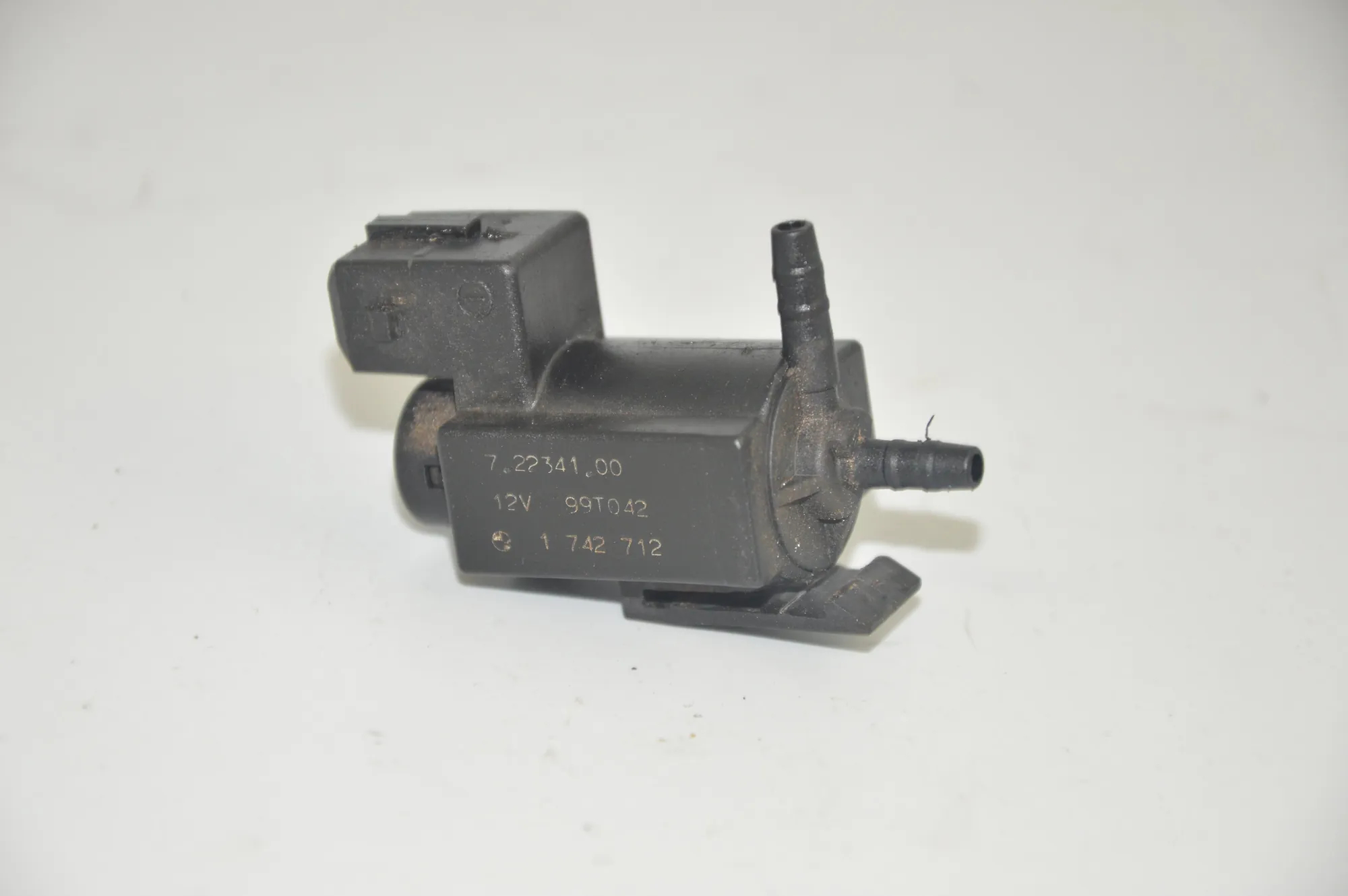 Solenoid Valve – OEM 1742712 · BMW 5 Touring (E39) 530 d 1999
