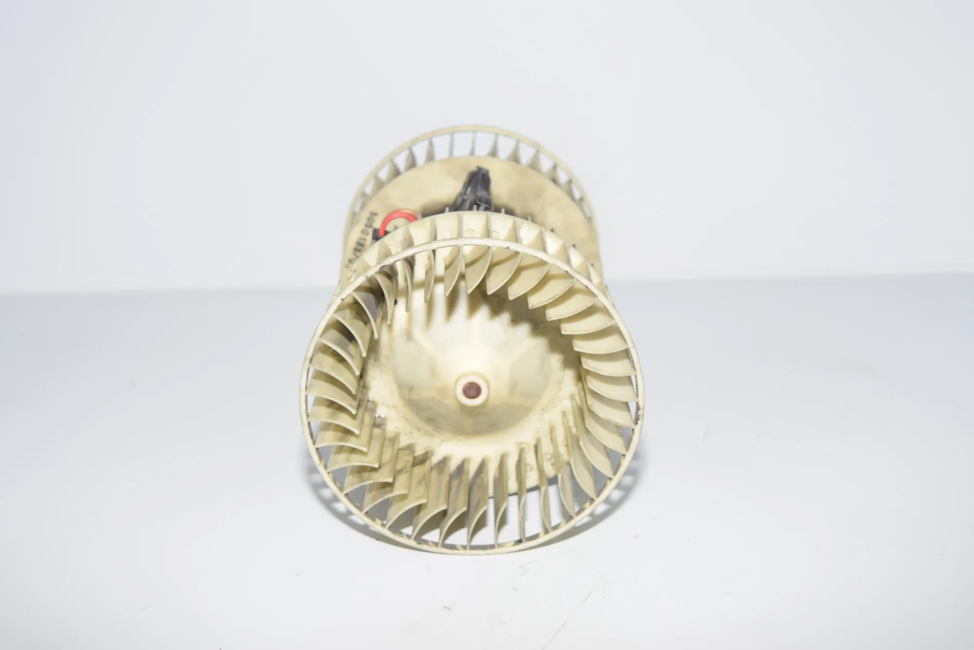 Heater Blower Fan – OEM 8385558 · BMW 5 (E39) BMW 5 (E39) 530 i 2001 – 4