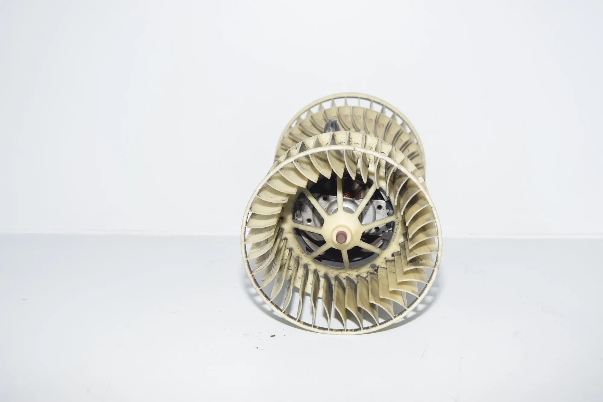 Heater Blower Fan – OEM 8385558 · BMW 5 (E39) BMW 5 (E39) 530 i 2001
