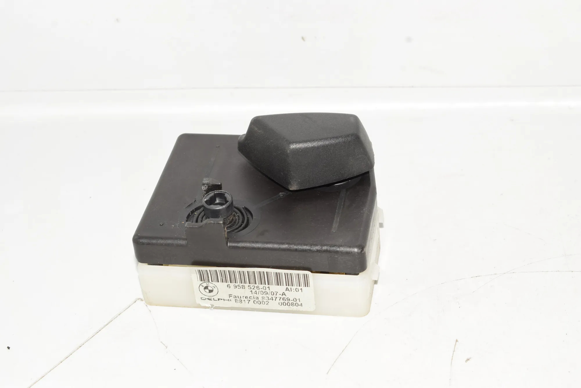 Front Right Seat Control Unit – OEM 6958526 · BMW 5 (E60) 520 d 2007