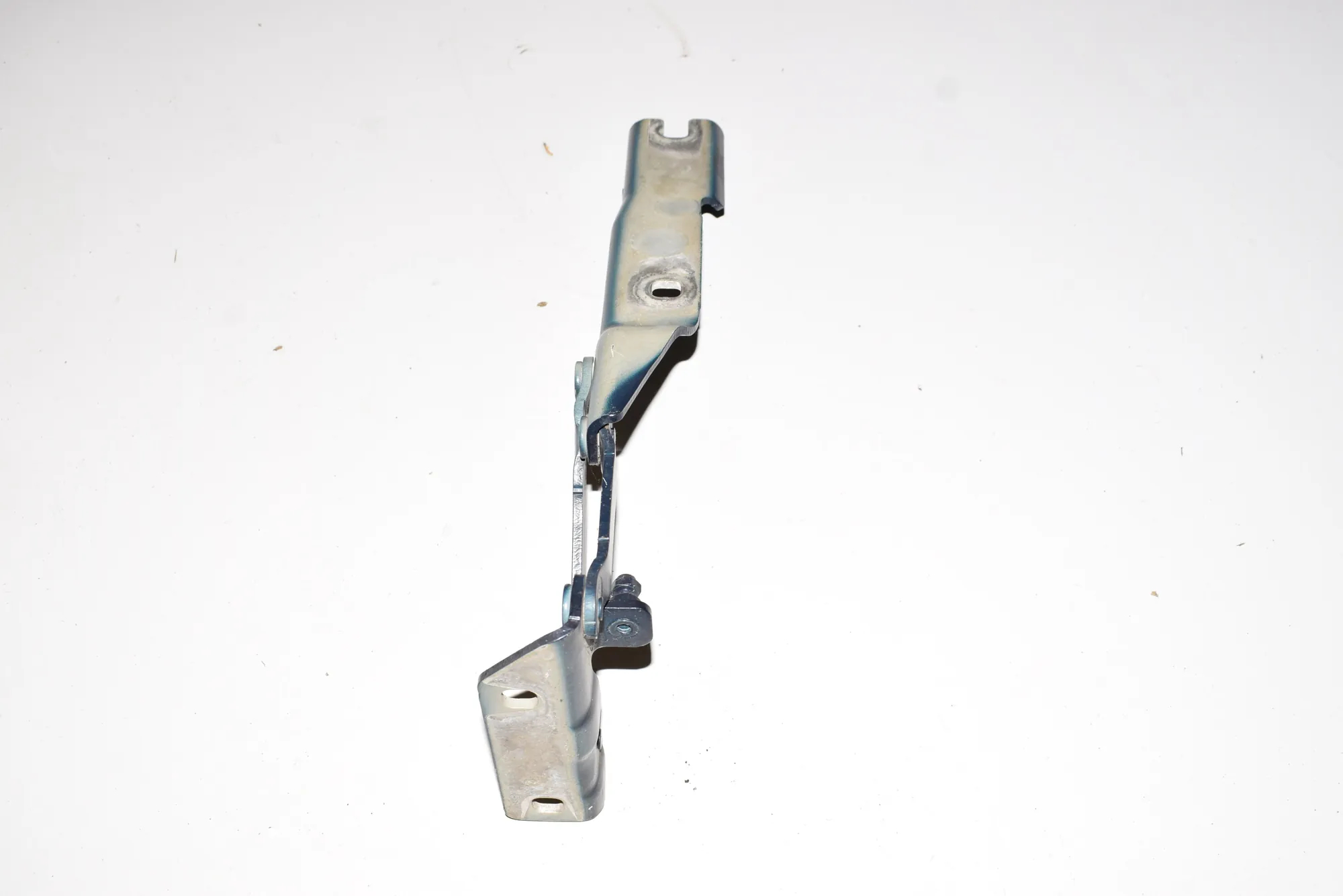 Front Left Bonnet Hinge – OEM 7008727 · BMW 5 (E60) 520 d 2007 – 3