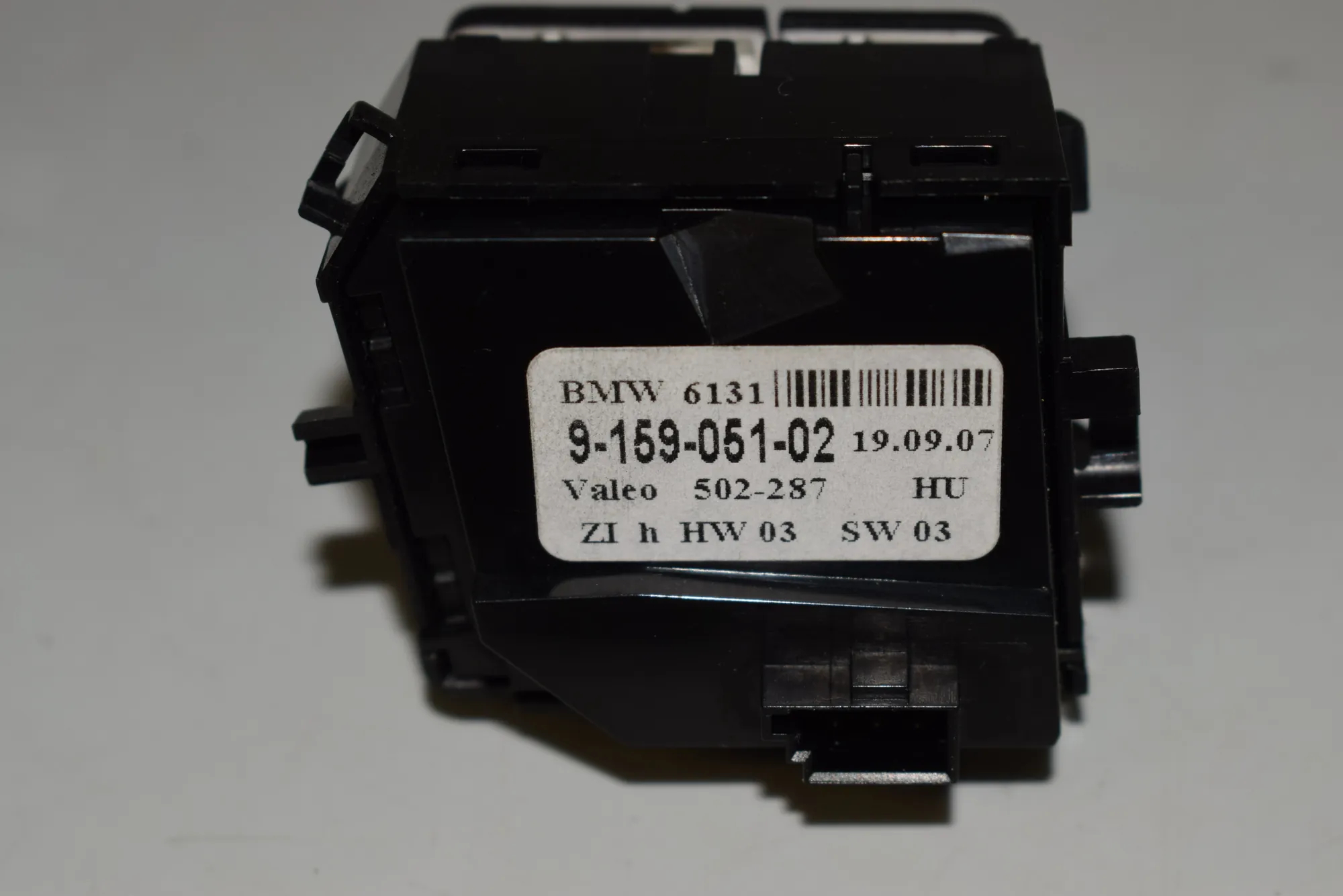 Switches – OEM 9159051 · BMW 5 (E60) 520 d 2007 – 6