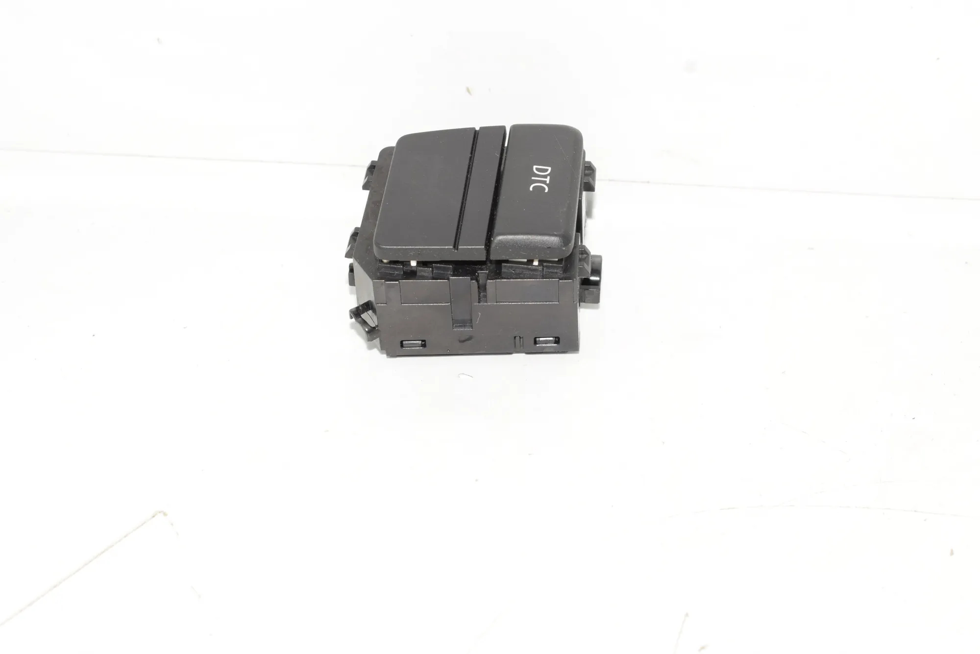 Switches – OEM 9159051 · BMW 5 (E60) 520 d 2007 – 2