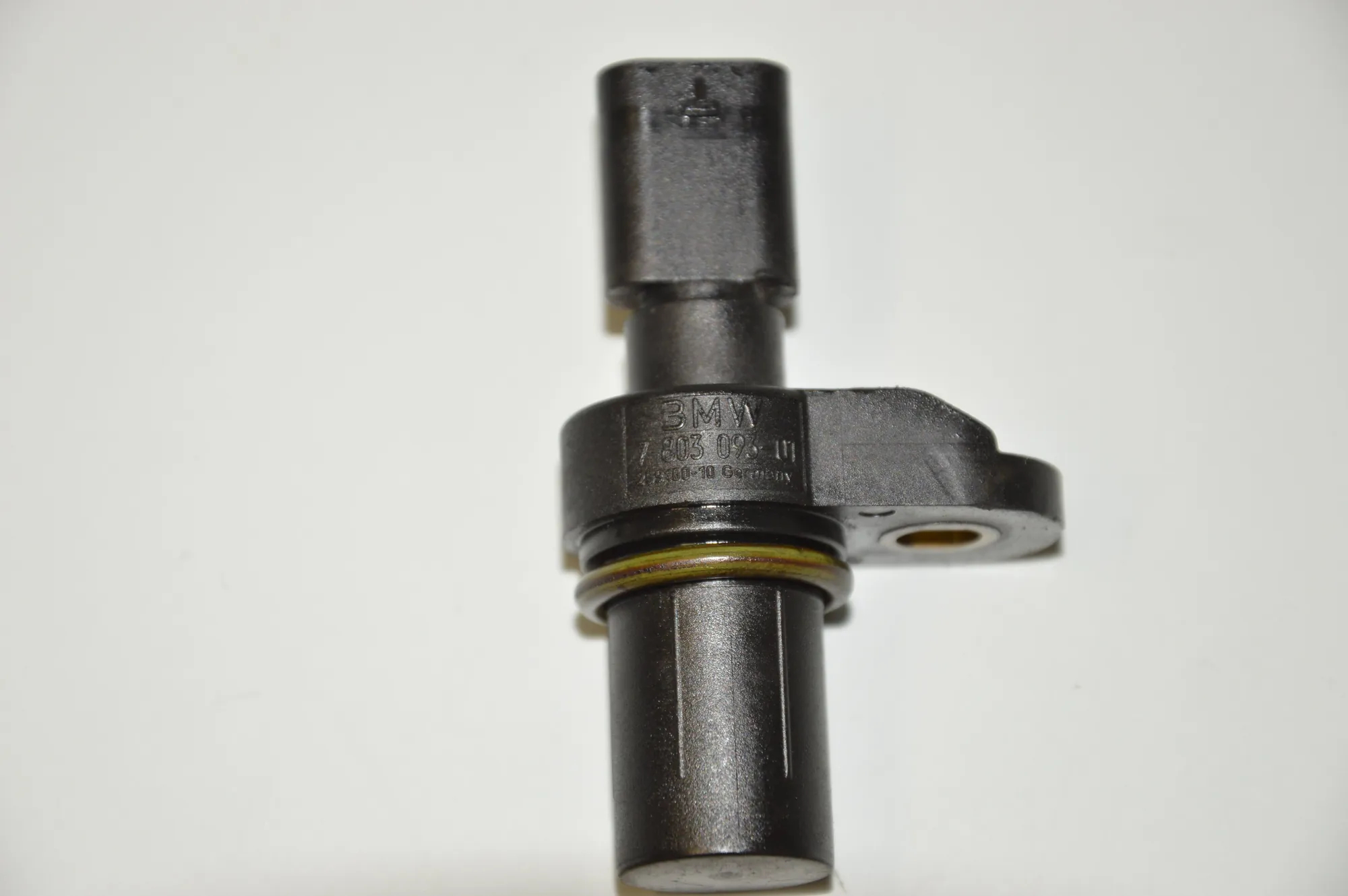 Camshaft Position Sensor – OEM 7803093 · BMW 5 (E60) 520 d 2007 – 4
