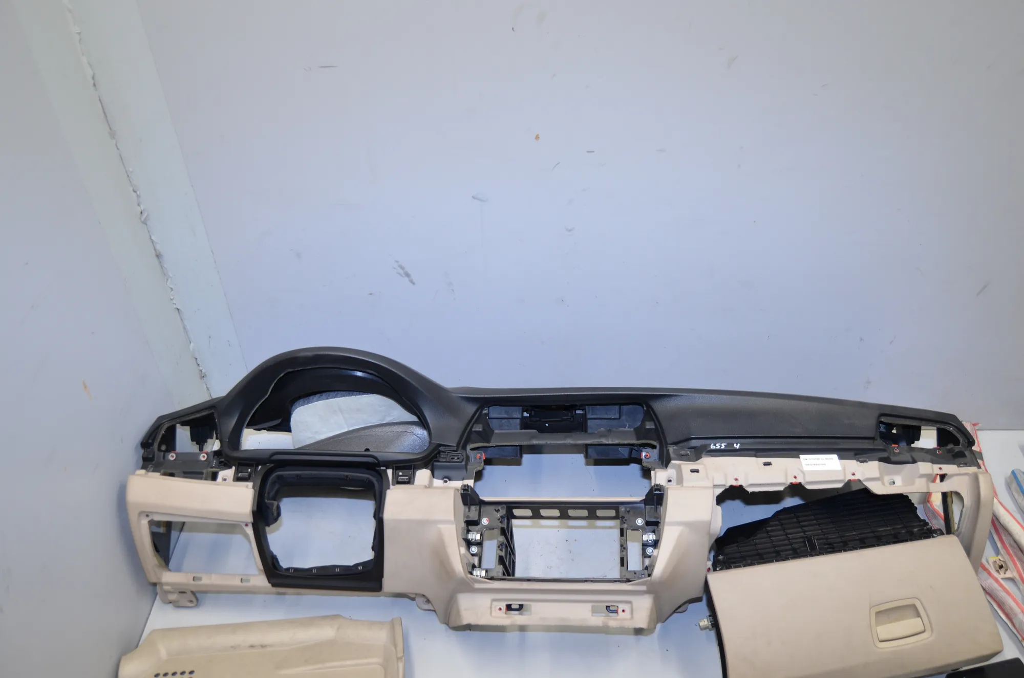 Dashboard – OEM 9218716 · BMW 5 (F10) 525 d 2010 – 3