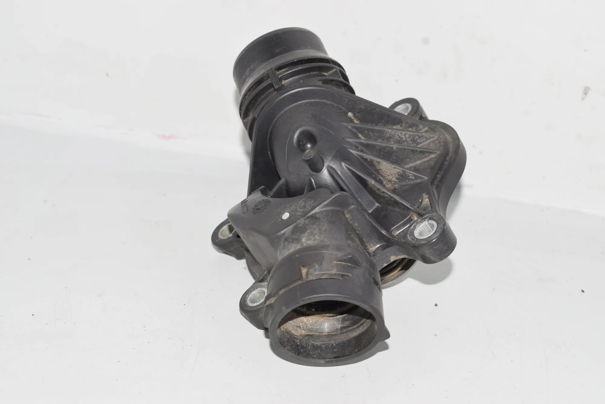 Thermostat – OEM 2248038 · BMW 3 Coupe (E92) 330 d 2007 – 2