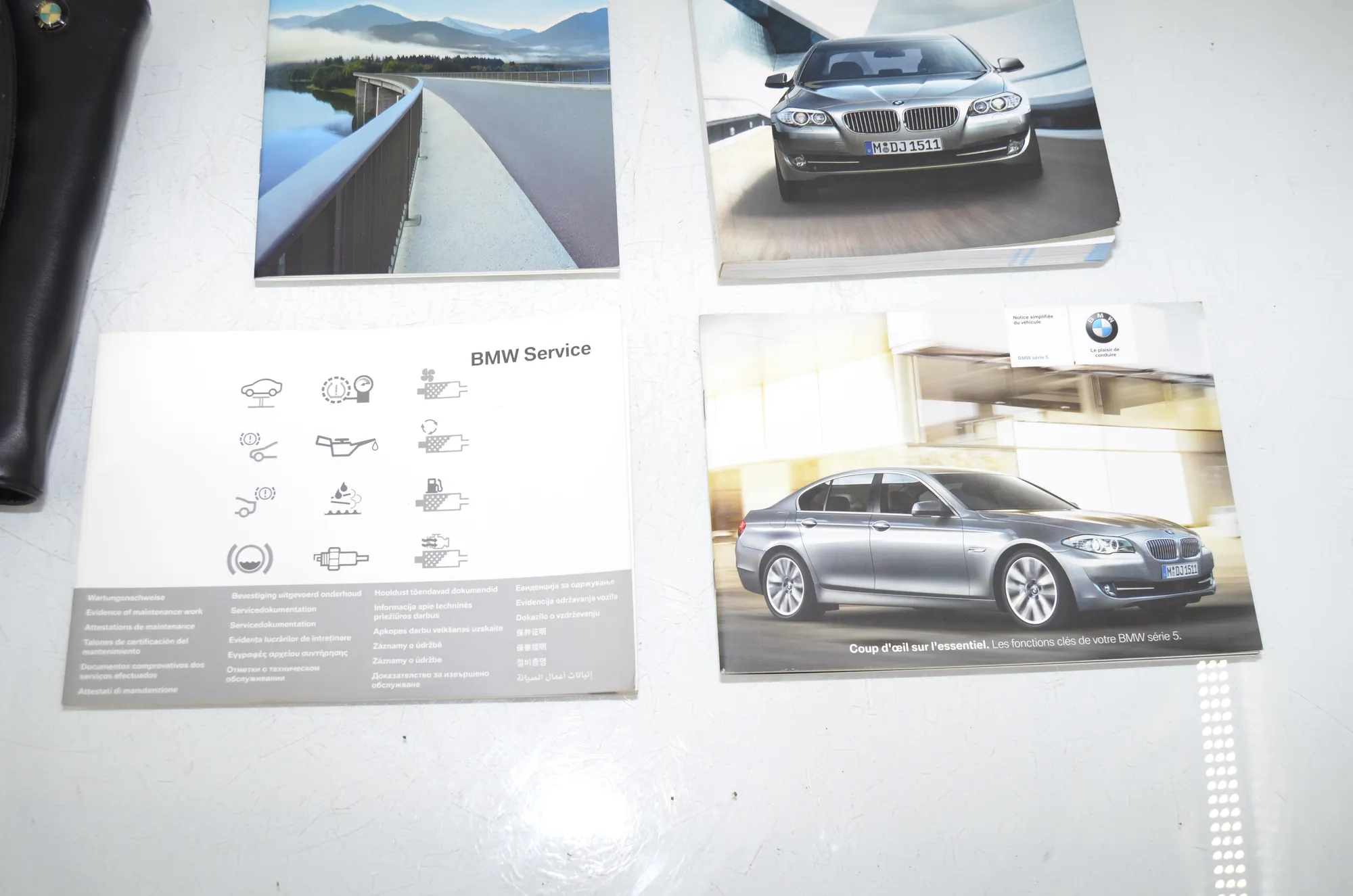 Manual Service Book – OEM 9787367 · BMW 5 (F10) 525 d 2010 – 3
