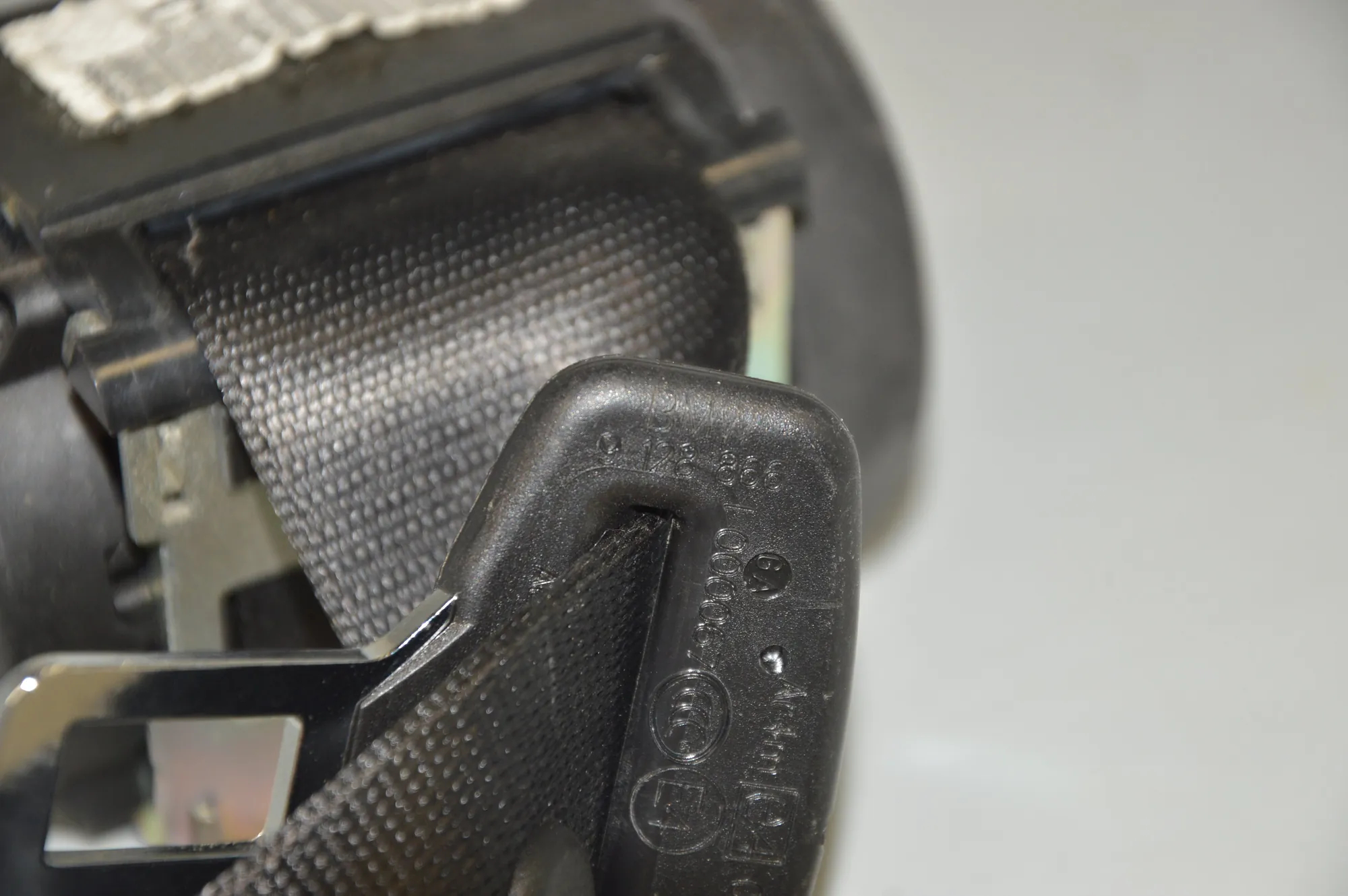 Rear Left Seatbelt – OEM 9128866 · BMW 3 Coupe (E92) 330 d 2007 – 3