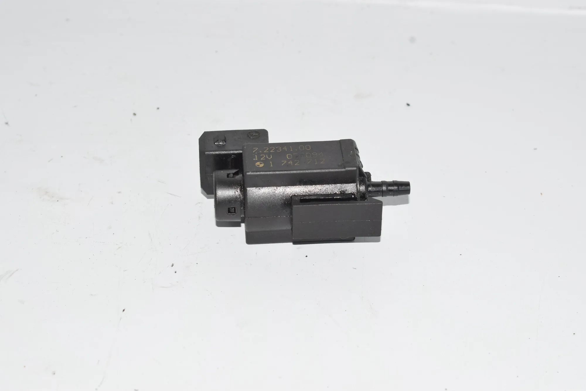 Solenoid Valve – OEM 1742712 · BMW 3 Coupe (E92) 330 d 2007 – 6