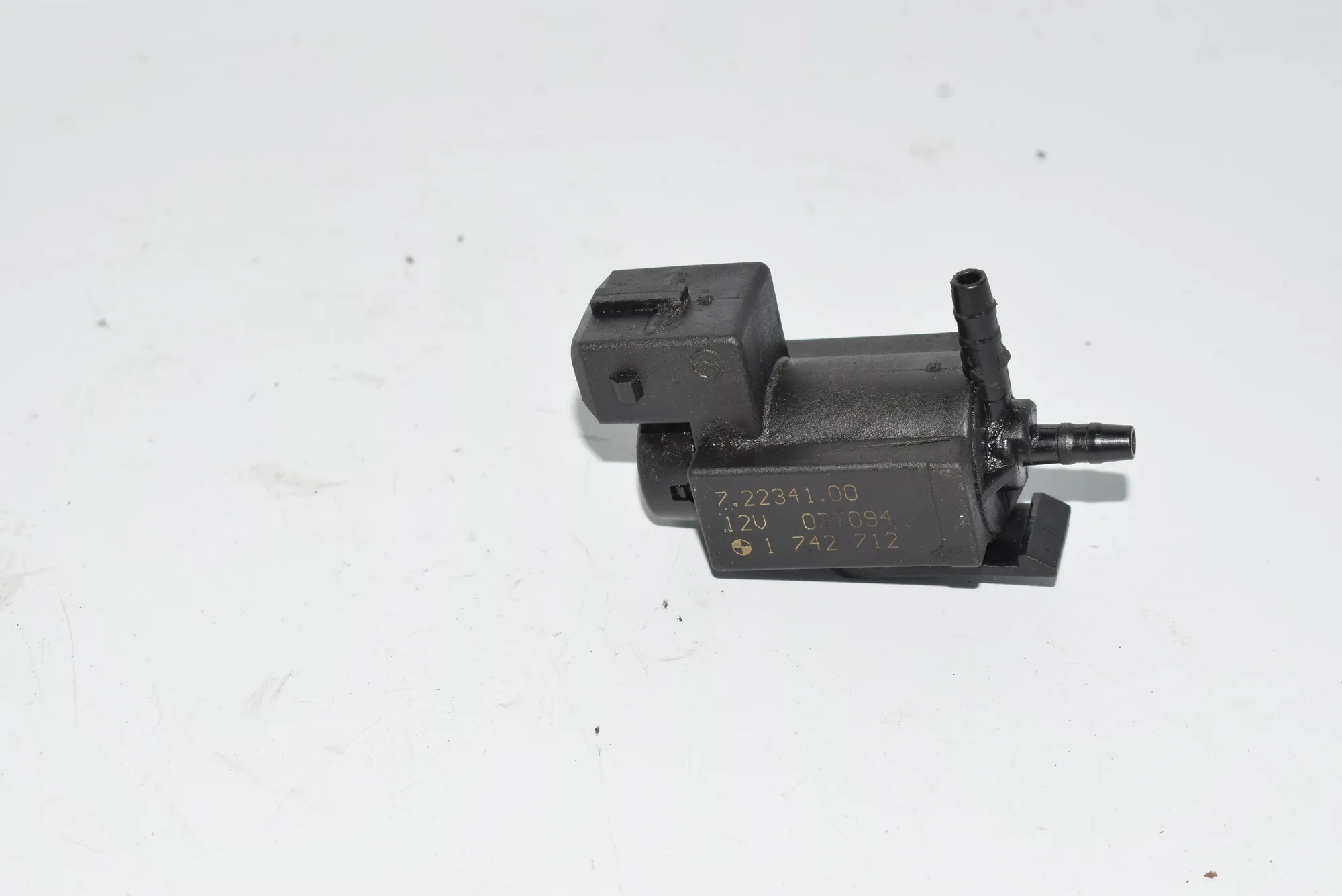 Solenoid Valve – OEM 1742712 · BMW 3 Coupe (E92) 330 d 2007 – 5