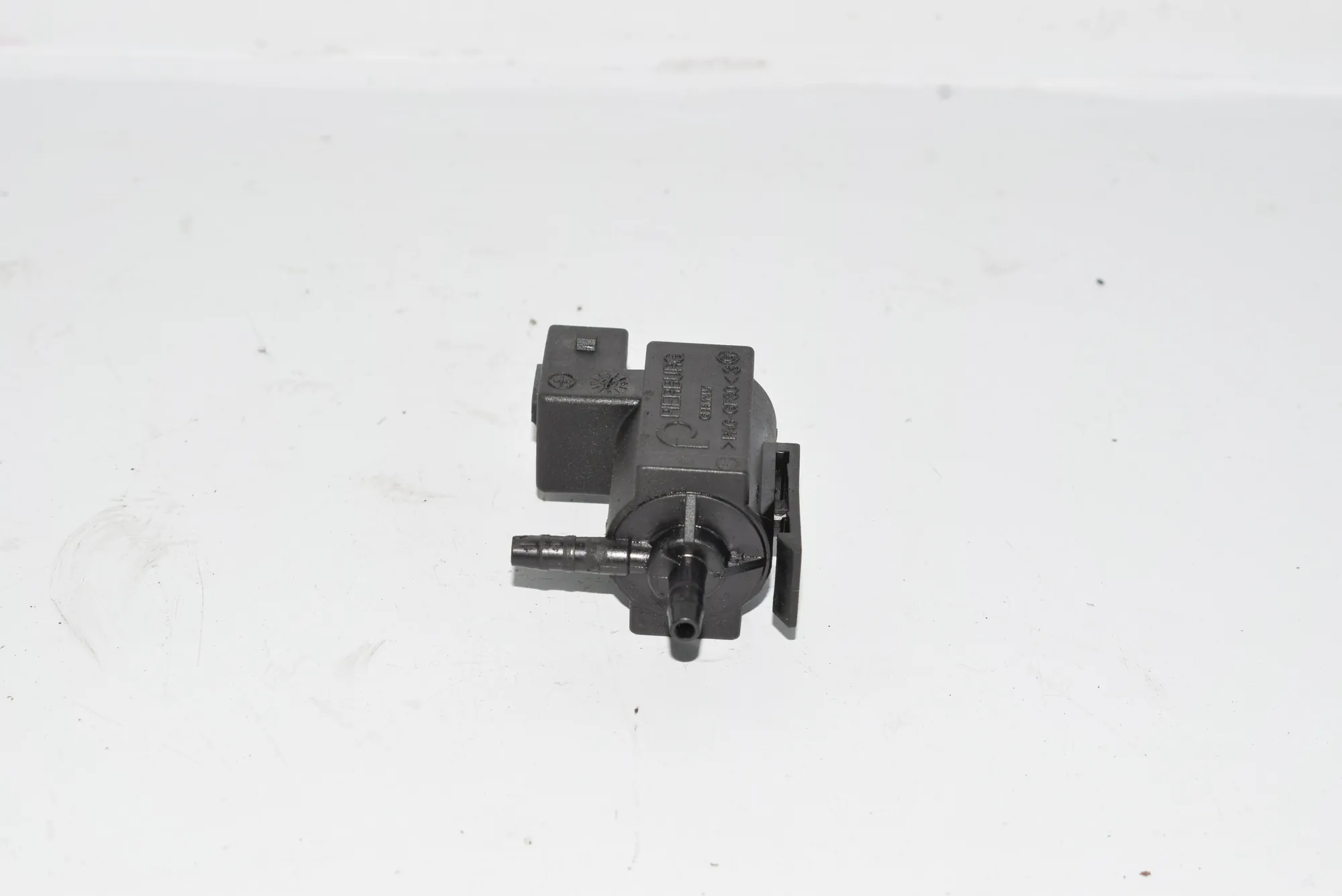 Solenoid Valve – OEM 1742712 · BMW 3 Coupe (E92) 330 d 2007