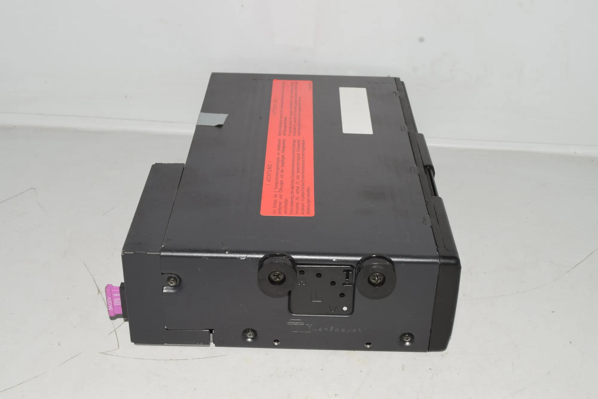 CD Changer – OEM 6913388 · BMW 5 (E39) 530 i 2003 – 5