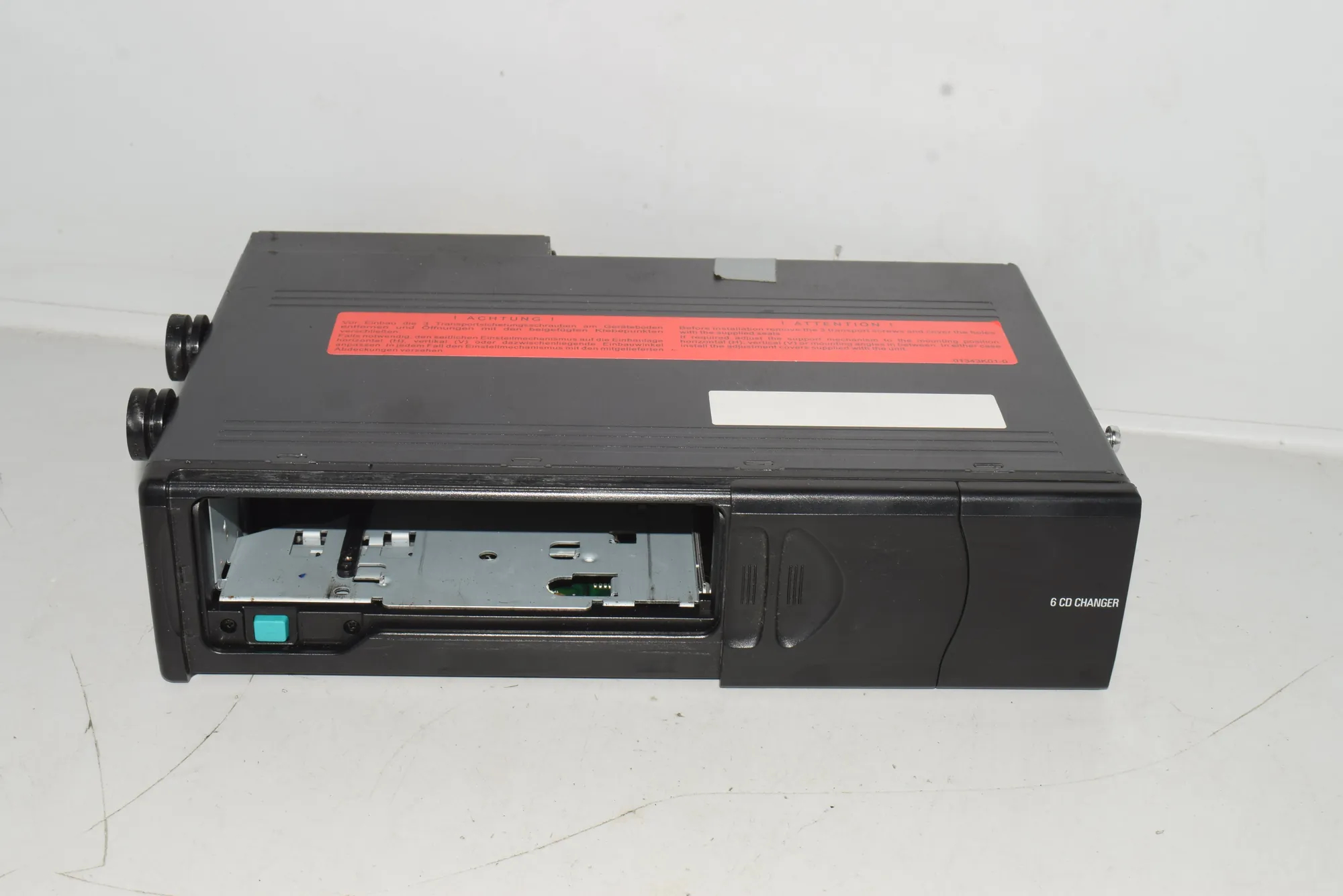 CD Changer – OEM 6913388 · BMW 5 (E39) 530 i 2003 – 2