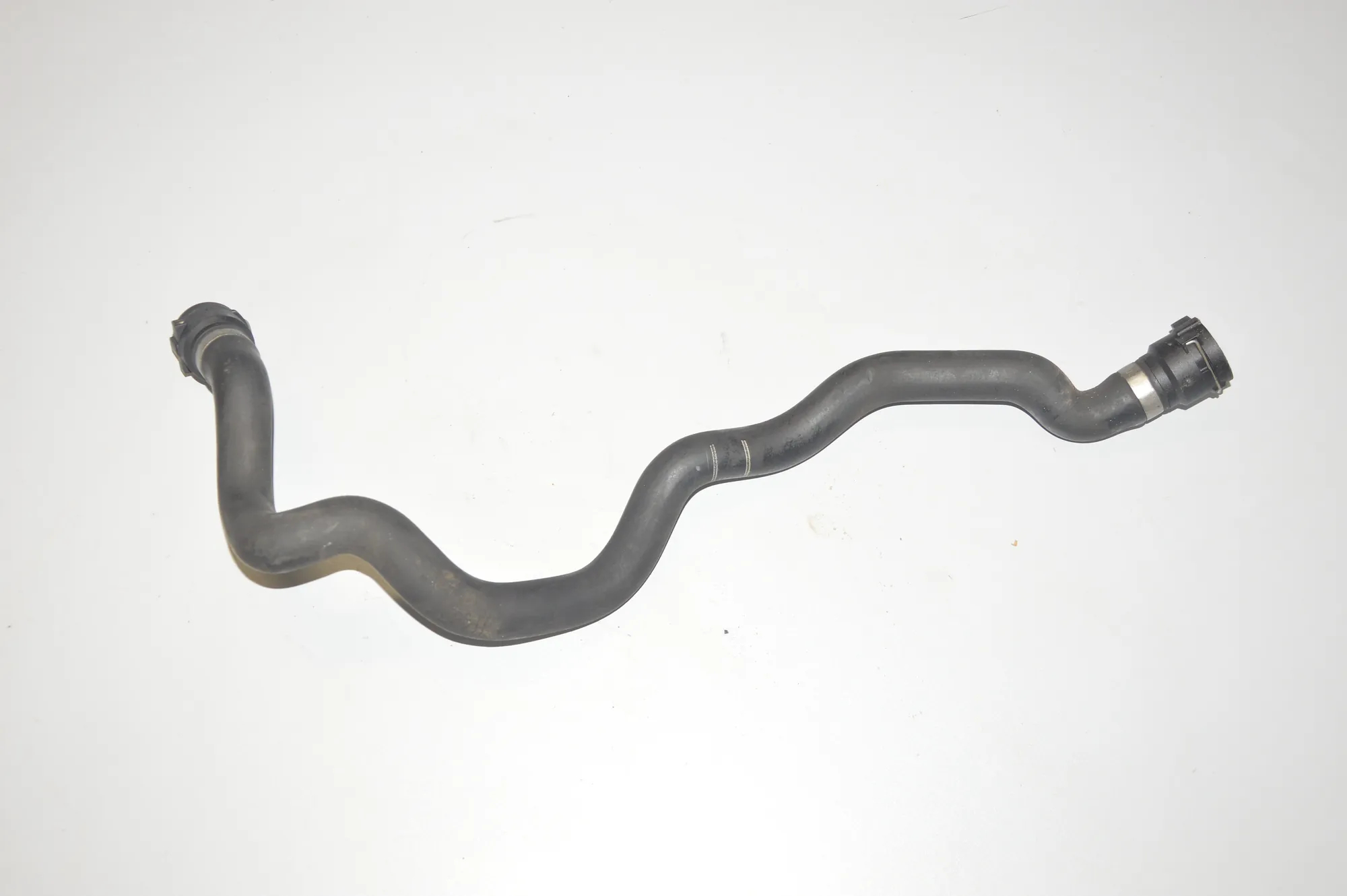 Pipe Hose – OEM 1438634 · BMW 5 (E39) 530 i 2003 – 2
