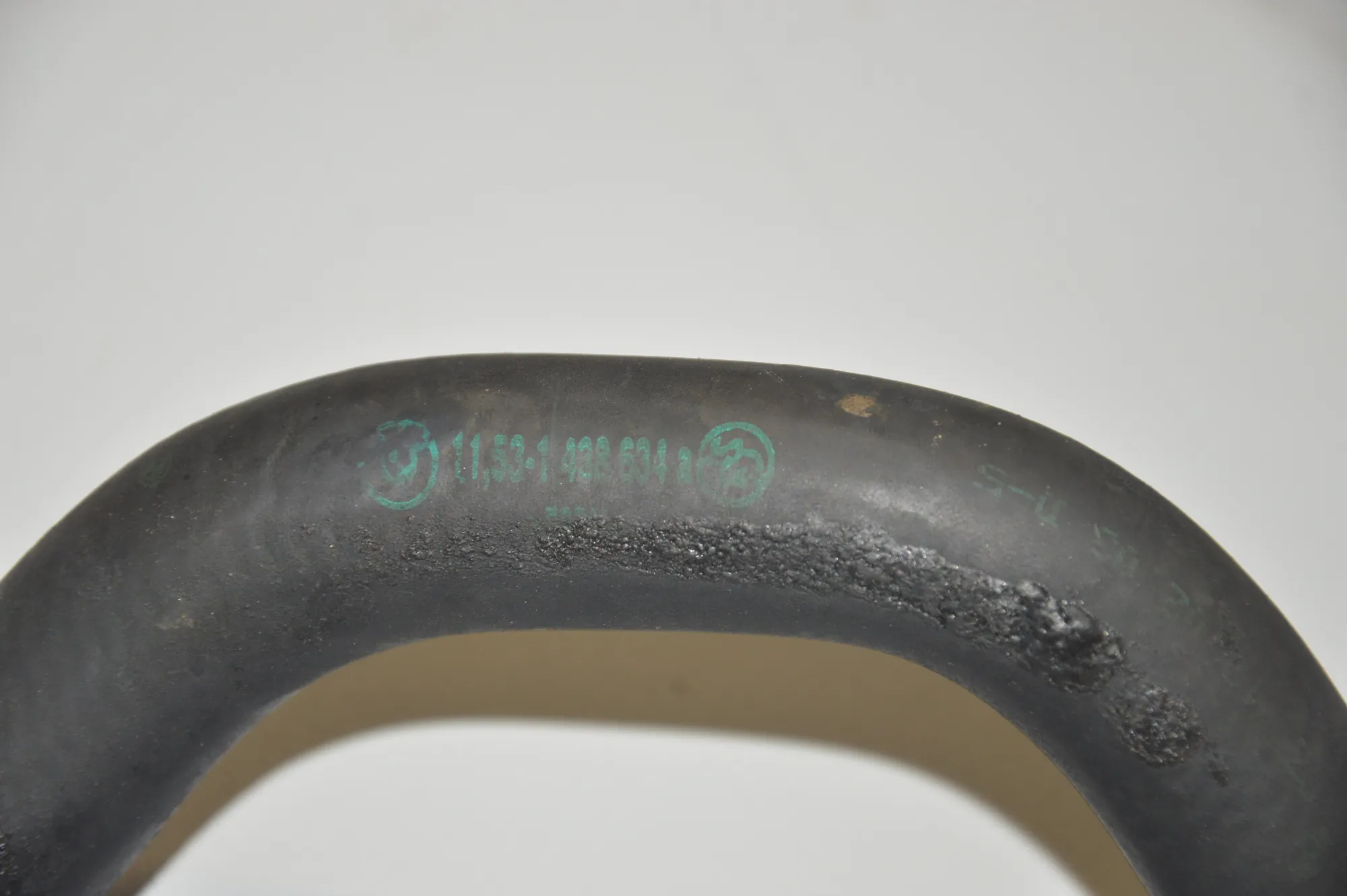 Pipe Hose – OEM 1438634 · BMW 5 (E39) 530 i 2003 – 3