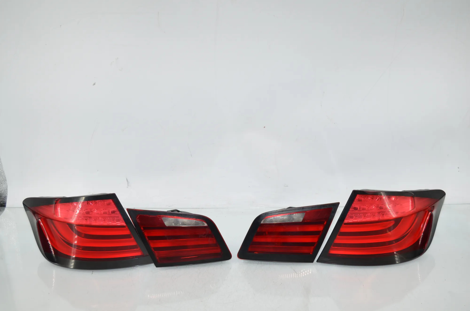 Rear Tail Light Set – OEM 7203225 · BMW 5 (F10) 525 d 2010