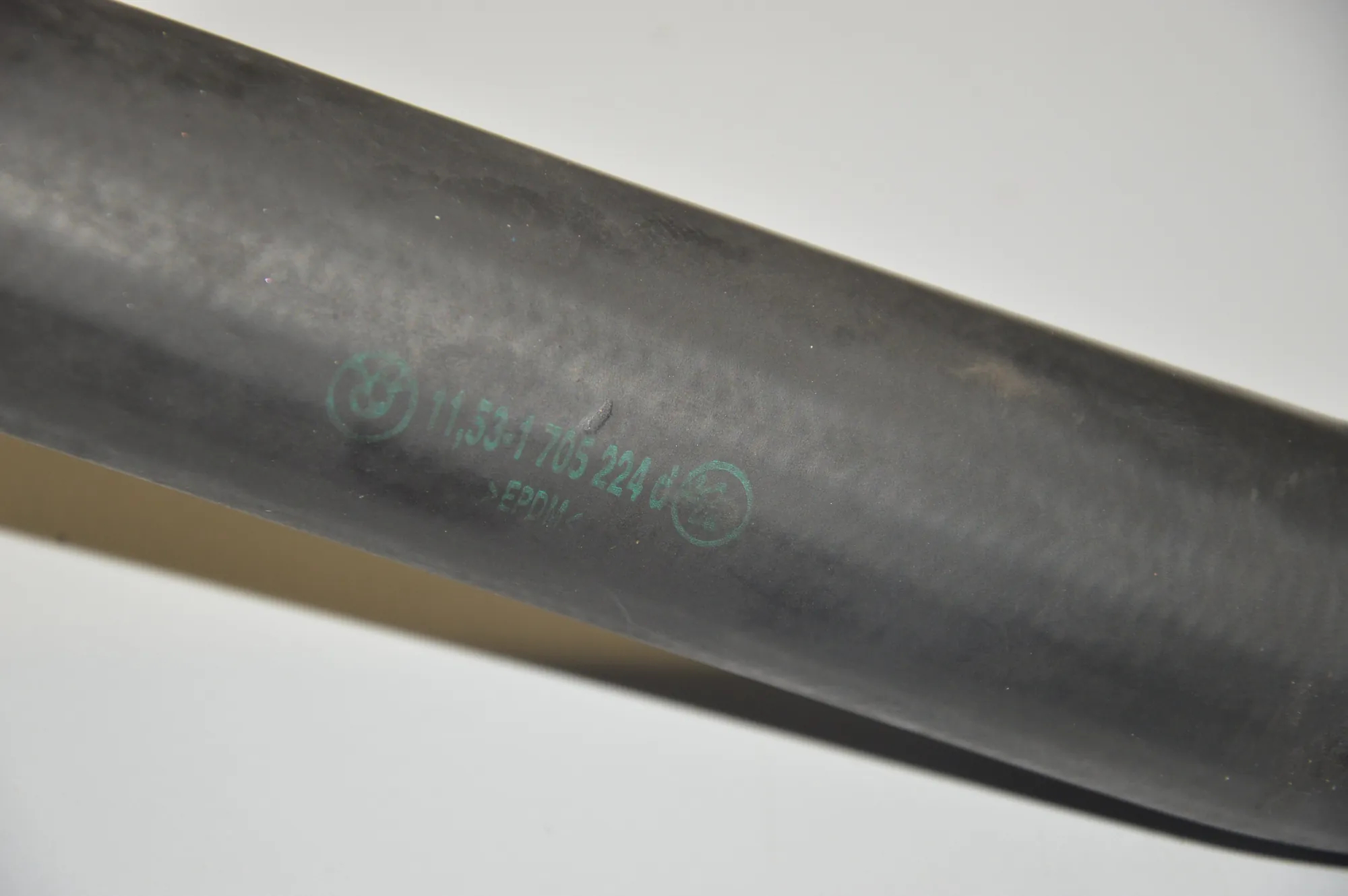 Pipe Hose – OEM 1705224 · BMW 5 (E39) 530 i 2003 – 4