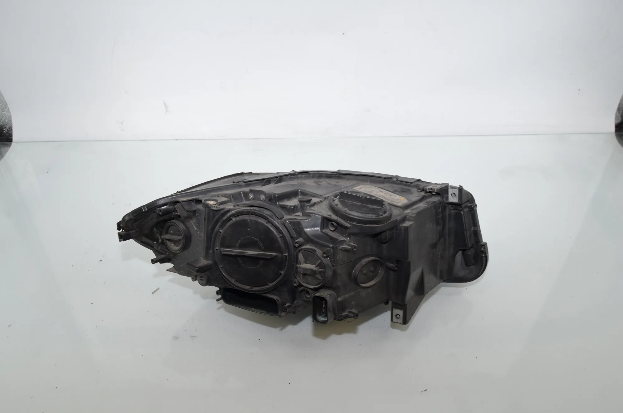 Front Left Headlight – OEM 7203239 · BMW 5 (F10) 525 d 2010 – 4